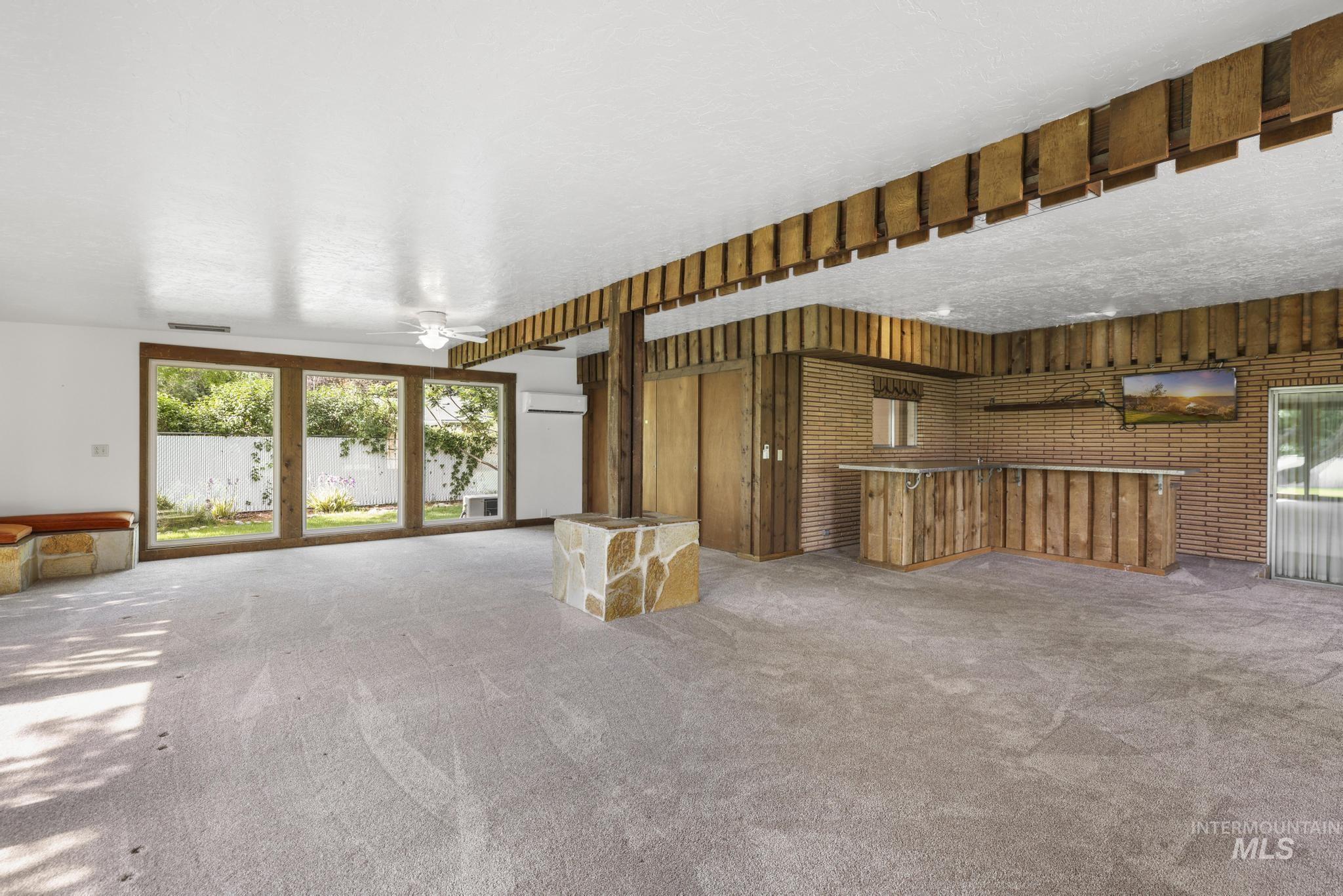 806 Illinois St, Gooding, Idaho 83330-1619, 3 Bedrooms, 2 Bathrooms, Residential For Sale, Price $399,999, 98988613
