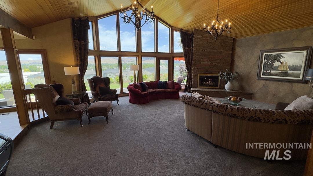 4242 N Mountain View Dr, Boise, Idaho 83704, 3 Bedrooms, 3 Bathrooms, Residential For Sale, Price $895,000, 98988614