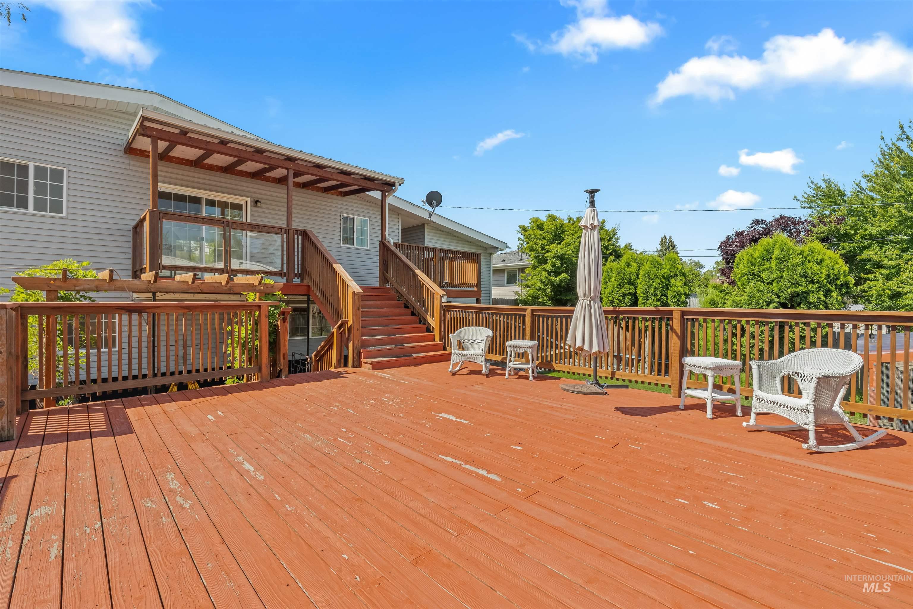 1127 17th Avenue, Lewiston, Idaho 83501, 5 Bedrooms, 2 Bathrooms, Residential For Sale, Price $425,000, 98988617