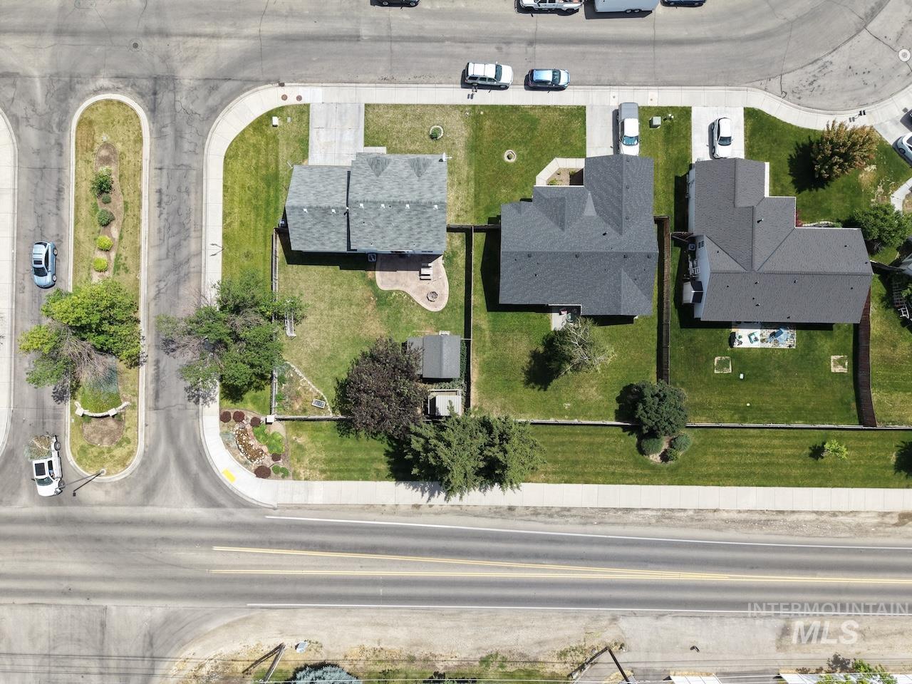 1855 Sparrow Hawk Ave, Kuna, Idaho 83634, 4 Bedrooms, 2.5 Bathrooms, Residential For Sale, Price $419,990, 98988625