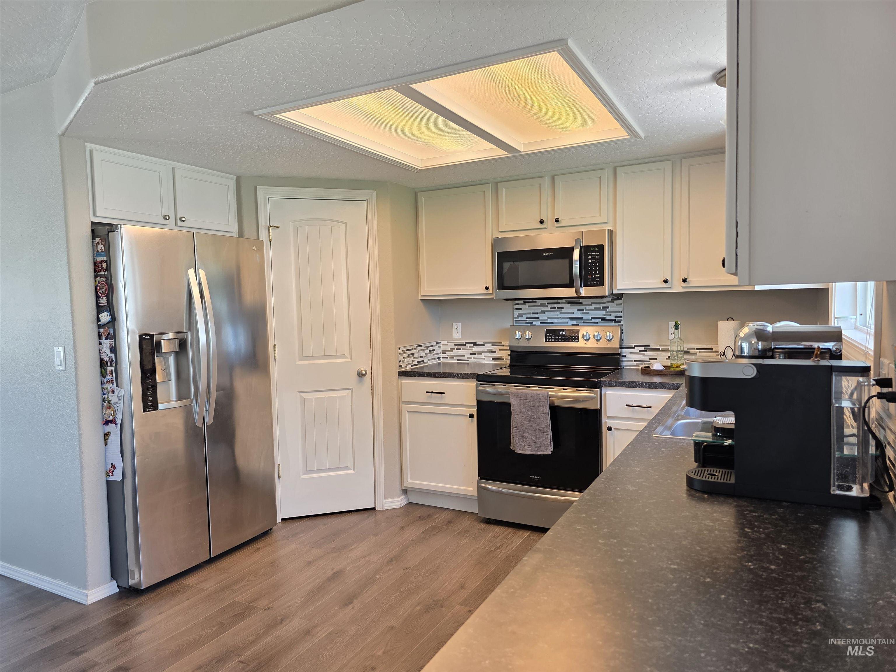 1855 Sparrow Hawk Ave, Kuna, Idaho 83634, 4 Bedrooms, 2.5 Bathrooms, Residential For Sale, Price $419,990, 98988625