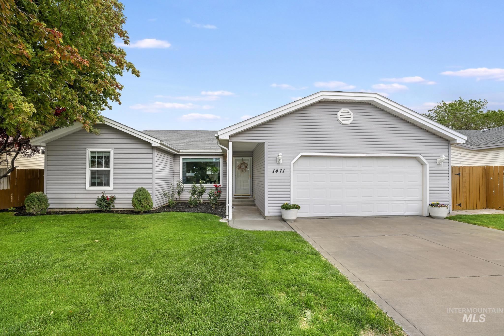 1471 Wrangler St, Twin Falls, Idaho 83301, 4 Bedrooms, 2 Bathrooms, Residential For Sale, Price $360,000, 98988626