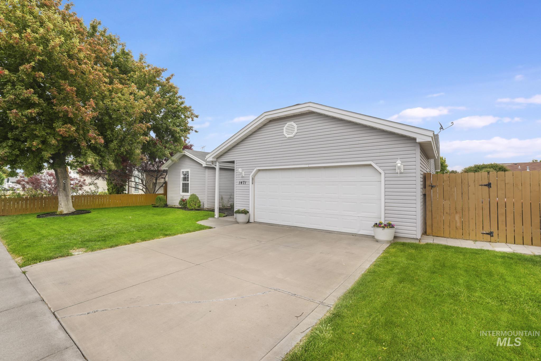 1471 Wrangler St, Twin Falls, Idaho 83301, 4 Bedrooms, 2 Bathrooms, Residential For Sale, Price $360,000, 98988626