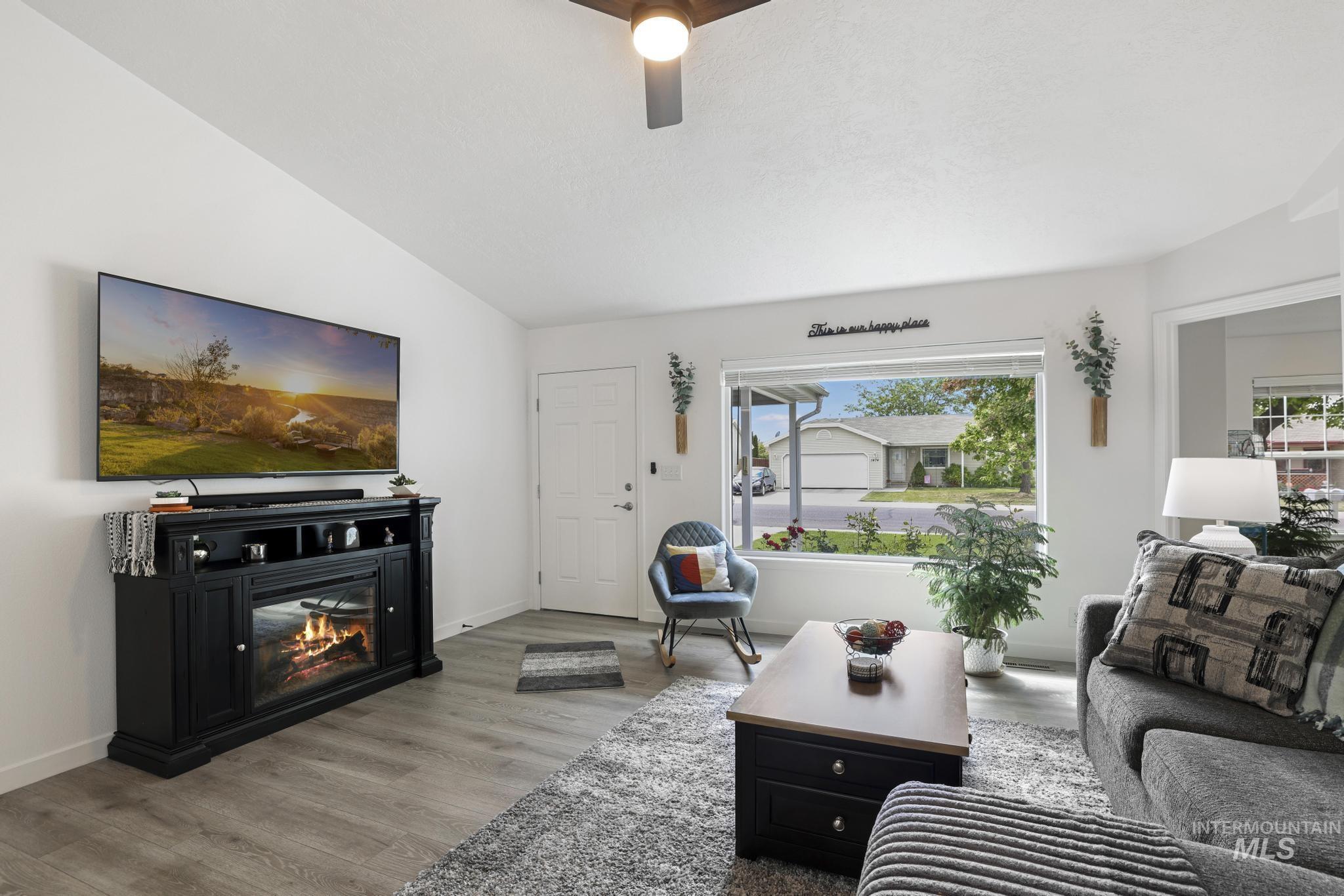 1471 Wrangler St, Twin Falls, Idaho 83301, 4 Bedrooms, 2 Bathrooms, Residential For Sale, Price $360,000, 98988626