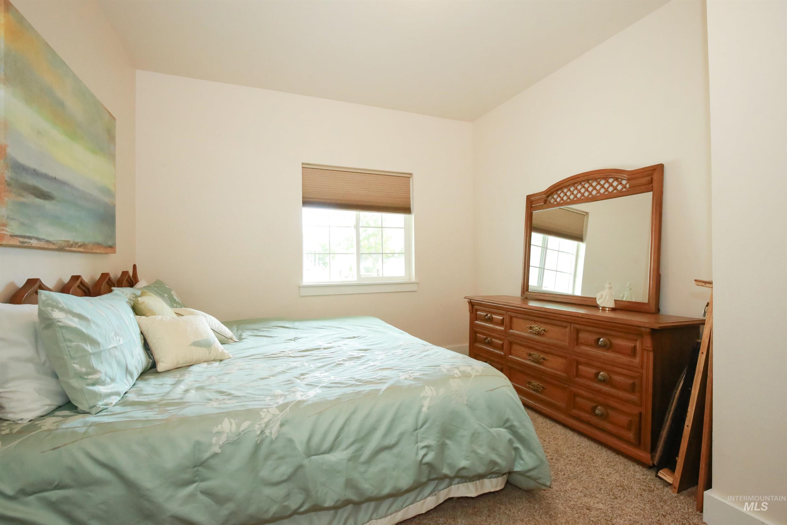 985 Shamrock Ct., Fruitland, Idaho 83619, 3 Bedrooms, 2 Bathrooms, Residential For Sale, Price $399,900, 98988629