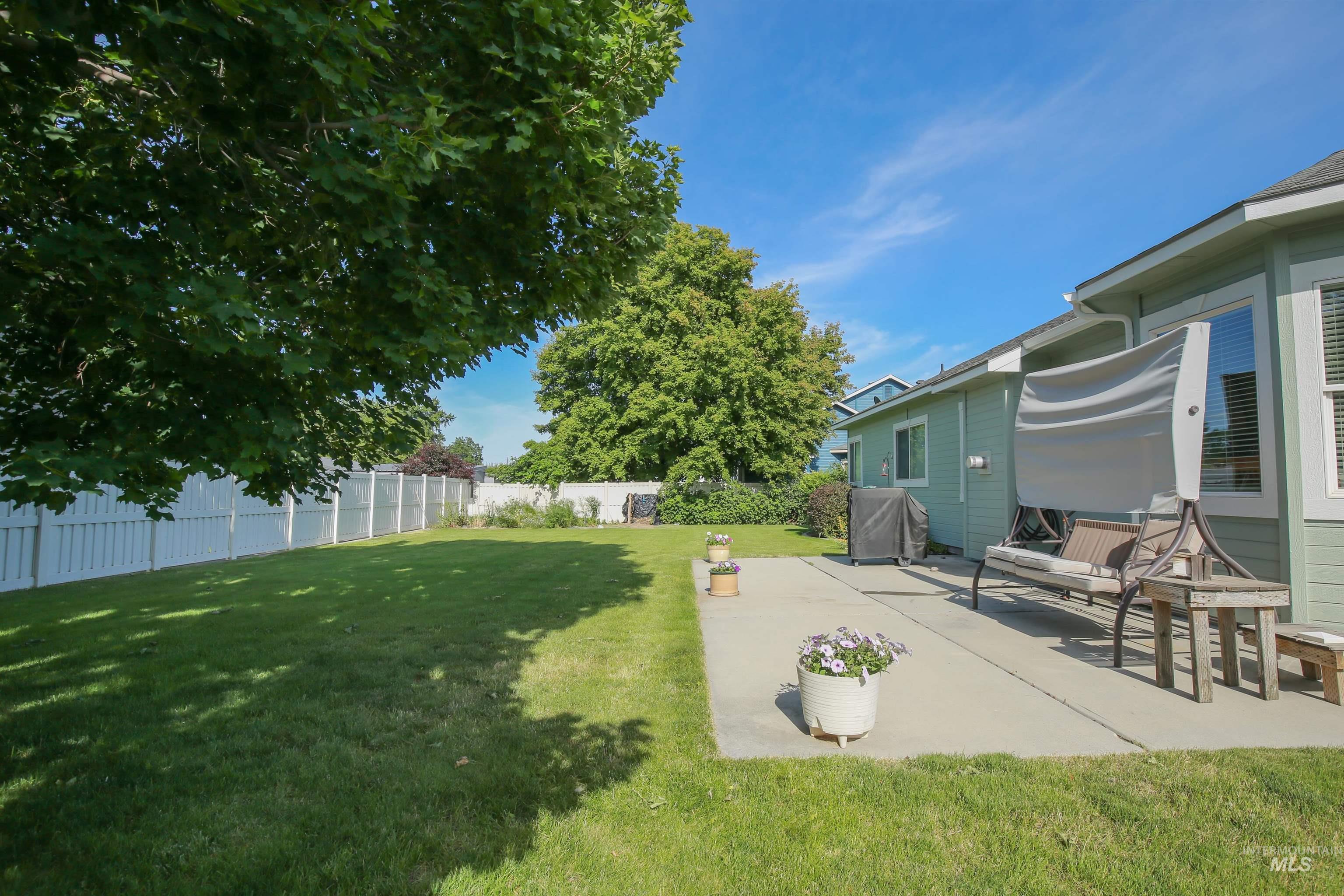 985 Shamrock Ct., Fruitland, Idaho 83619, 3 Bedrooms, 2 Bathrooms, Residential For Sale, Price $415,000, 98988629