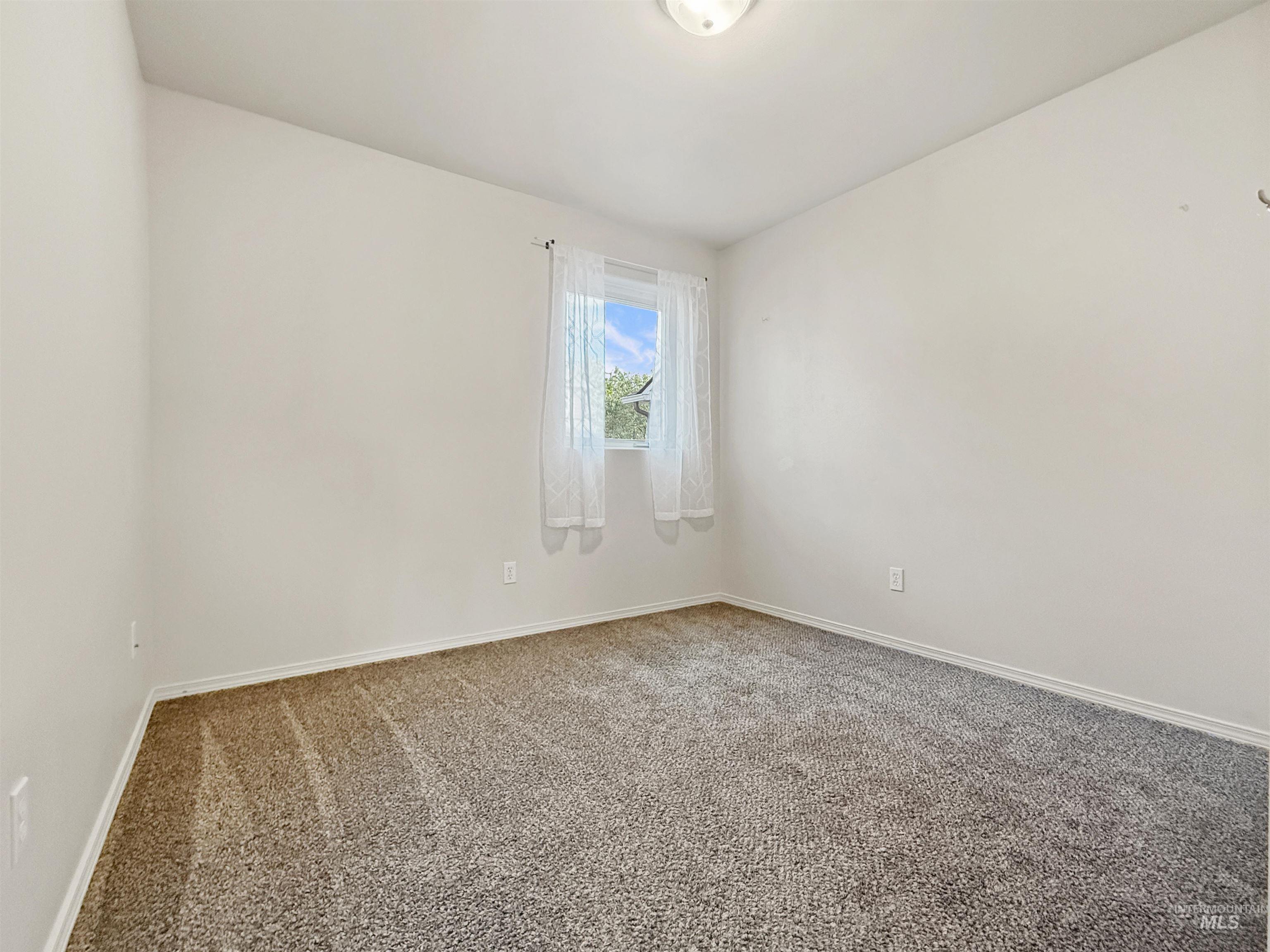 1354 Bristol Road, Moscow, Idaho 83843, 3 Bedrooms, 2.5 Bathrooms, Residential For Sale, Price $390,000, 98988630