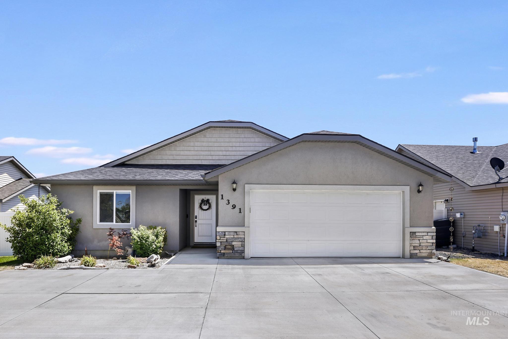 1391 Kenyon Rd, Twin Falls, Idaho 83301-5876, 3 Bedrooms, 2 Bathrooms, Residential For Sale, Price $349,900, 98988634