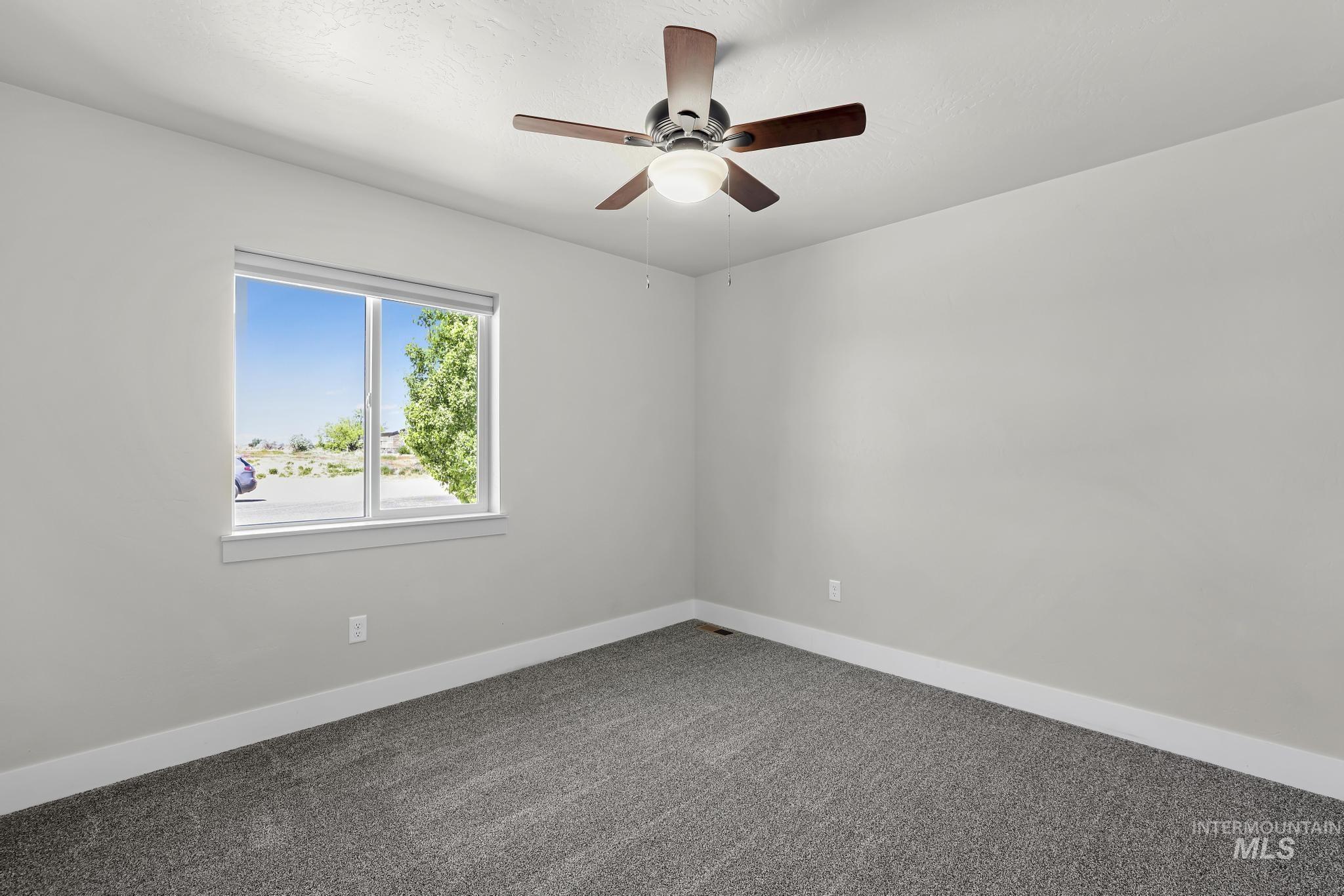 1391 Kenyon Rd, Twin Falls, Idaho 83301-5876, 3 Bedrooms, 2 Bathrooms, Residential For Sale, Price $349,900, 98988634