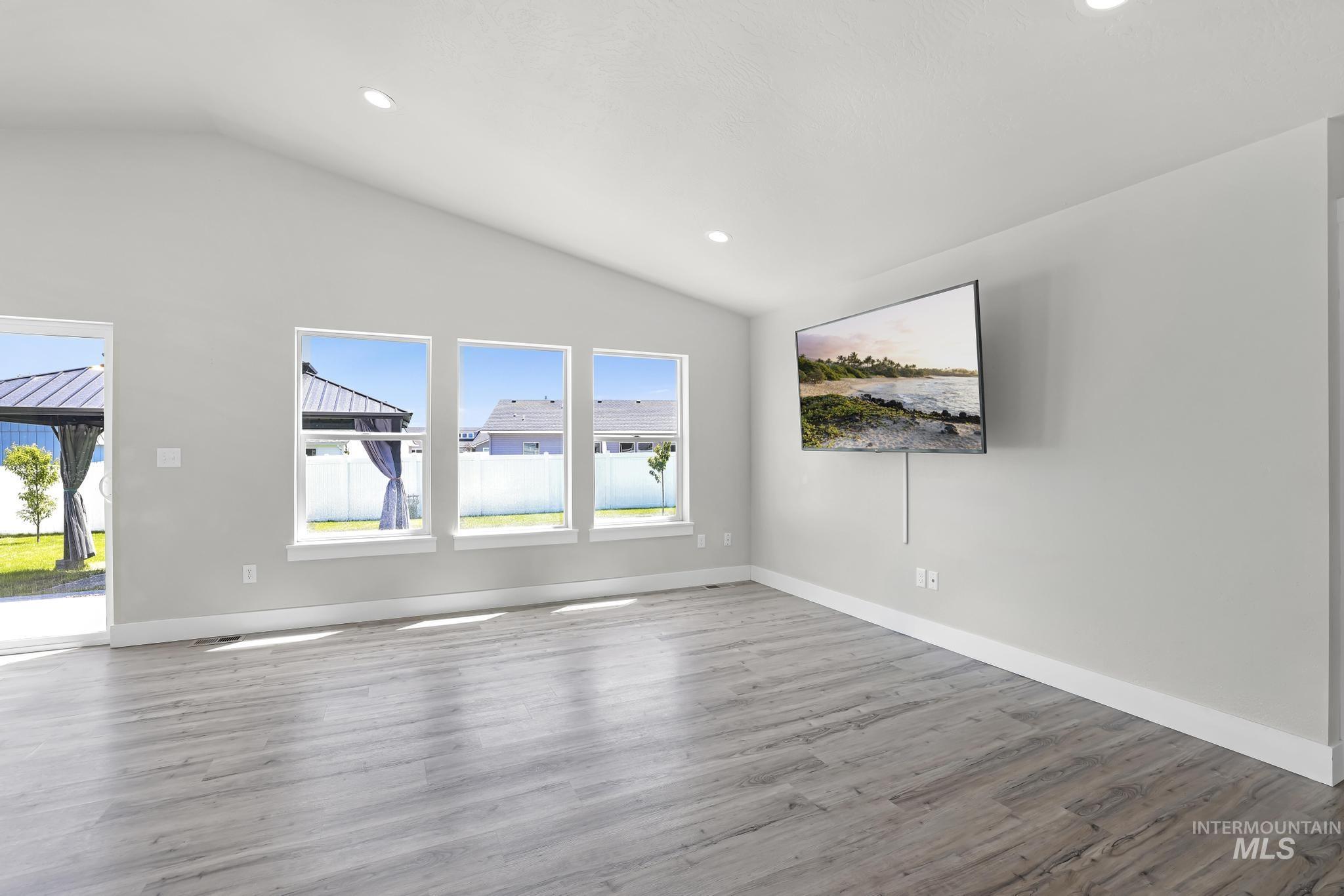 1391 Kenyon Rd, Twin Falls, Idaho 83301-5876, 3 Bedrooms, 2 Bathrooms, Residential For Sale, Price $349,900, 98988634