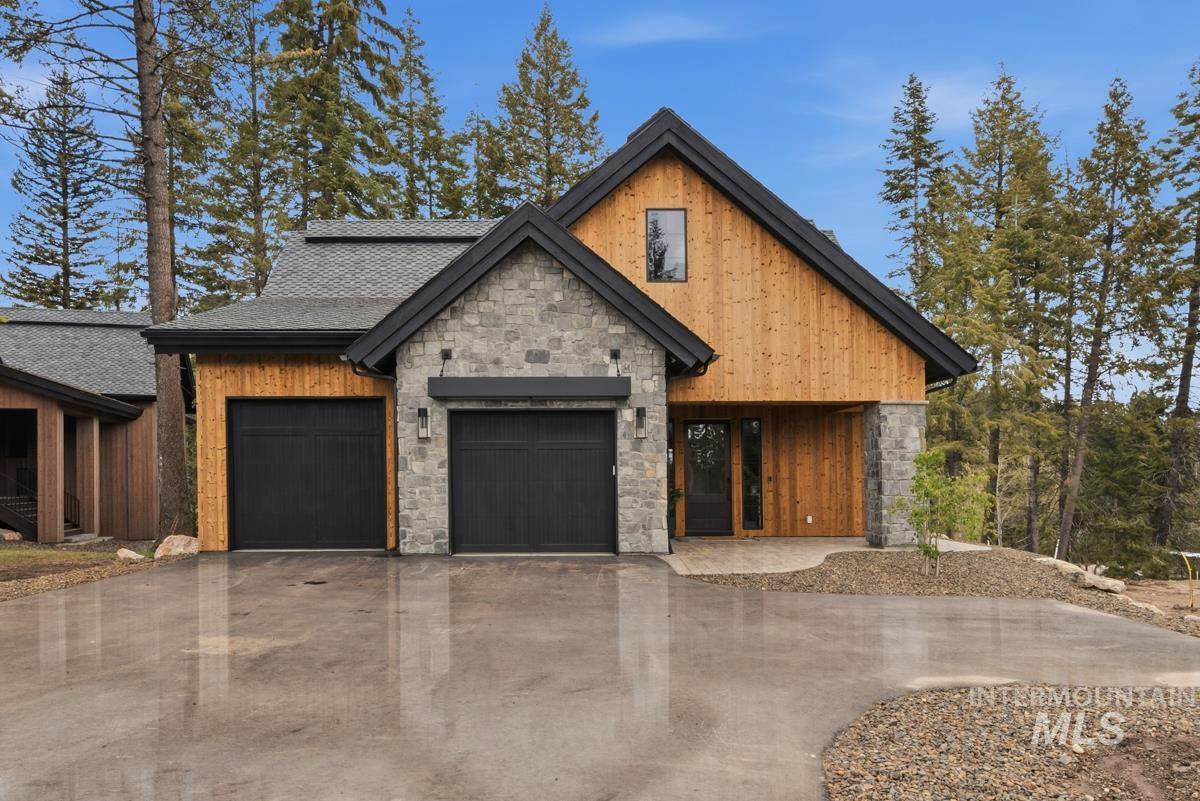 64 Ponderosa Ridge Court, Donnelly, Idaho 83615, 4 Bedrooms, 3.5 Bathrooms, Residential For Sale, Price $2,699,000,MLS 98988635