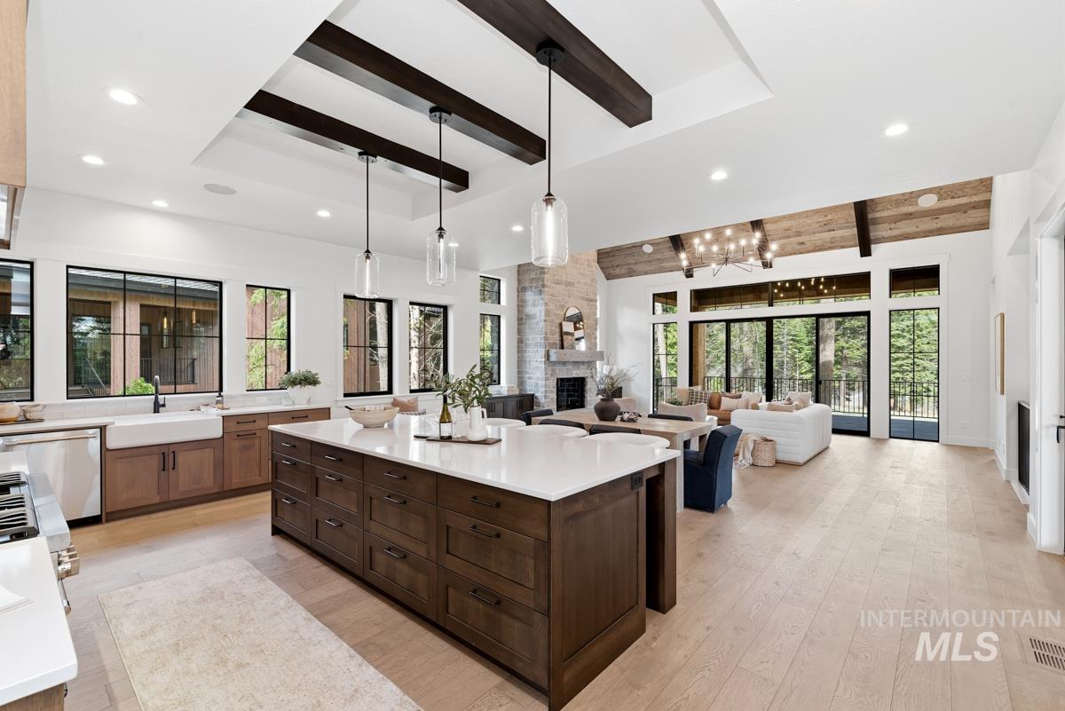 64 Ponderosa Ridge Court, Donnelly, Idaho 83615, 4 Bedrooms, 3.5 Bathrooms, Residential For Sale, Price $2,699,000,MLS 98988635