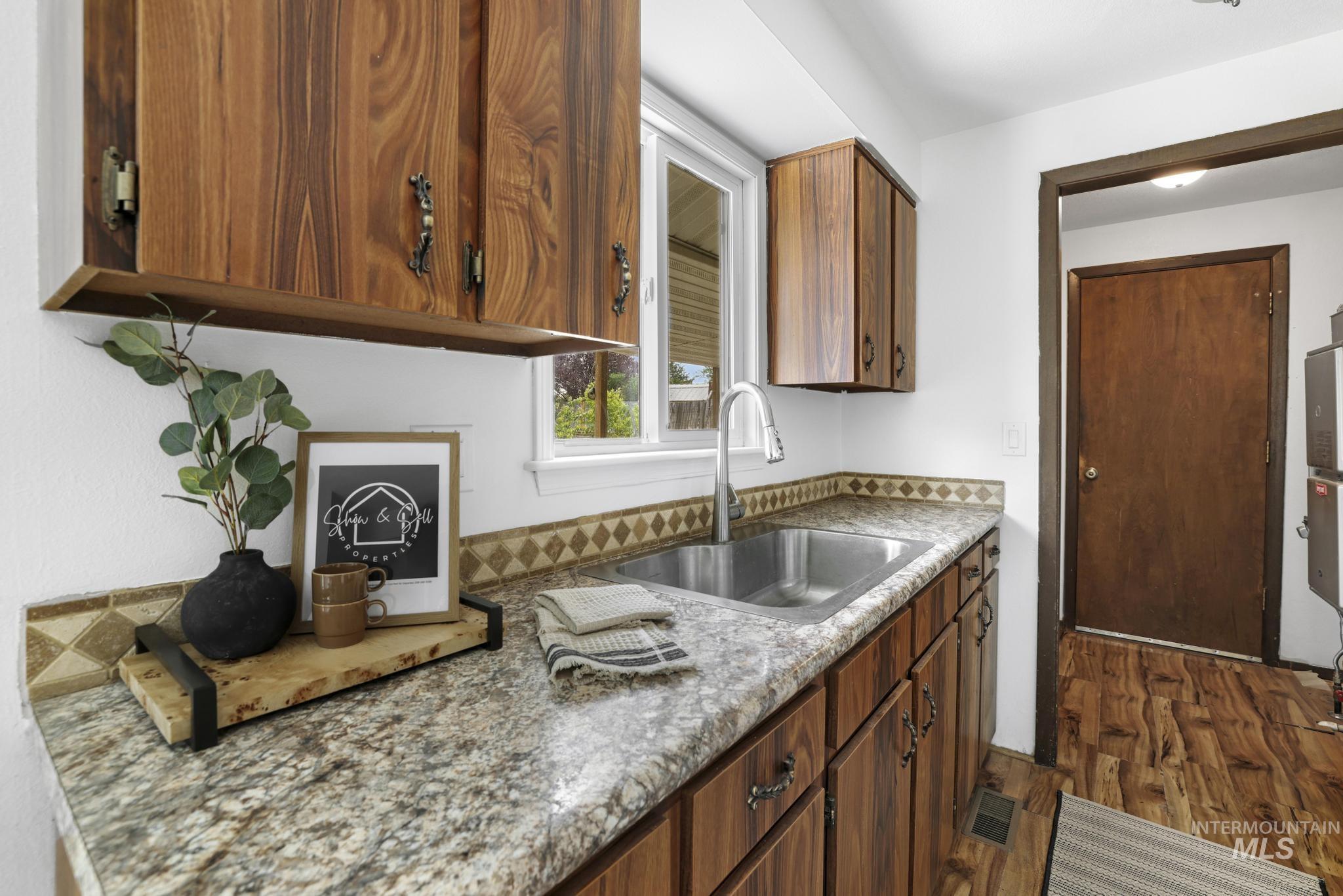 1916 N Fillmore, Jerome, Idaho 83301, 3 Bedrooms, 1 Bathroom, Residential For Sale, Price $299,900, 98988637
