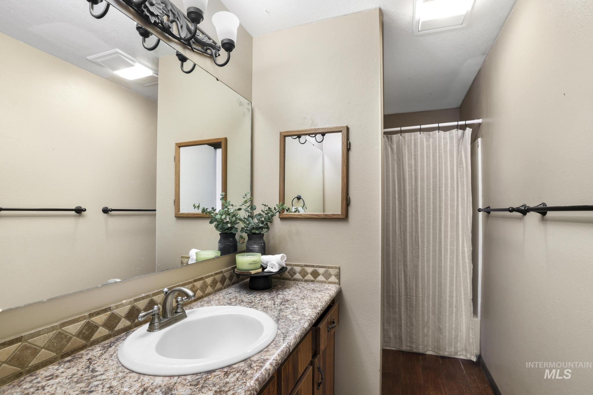 1916 N Fillmore, Jerome, Idaho 83301, 3 Bedrooms, 1 Bathroom, Residential For Sale, Price $299,900, 98988637