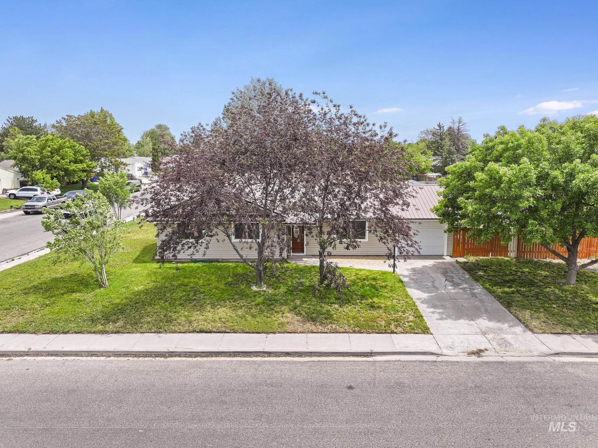 1916 N Fillmore, Jerome, Idaho 83301, 3 Bedrooms, 1 Bathroom, Residential For Sale, Price $299,900, 98988637