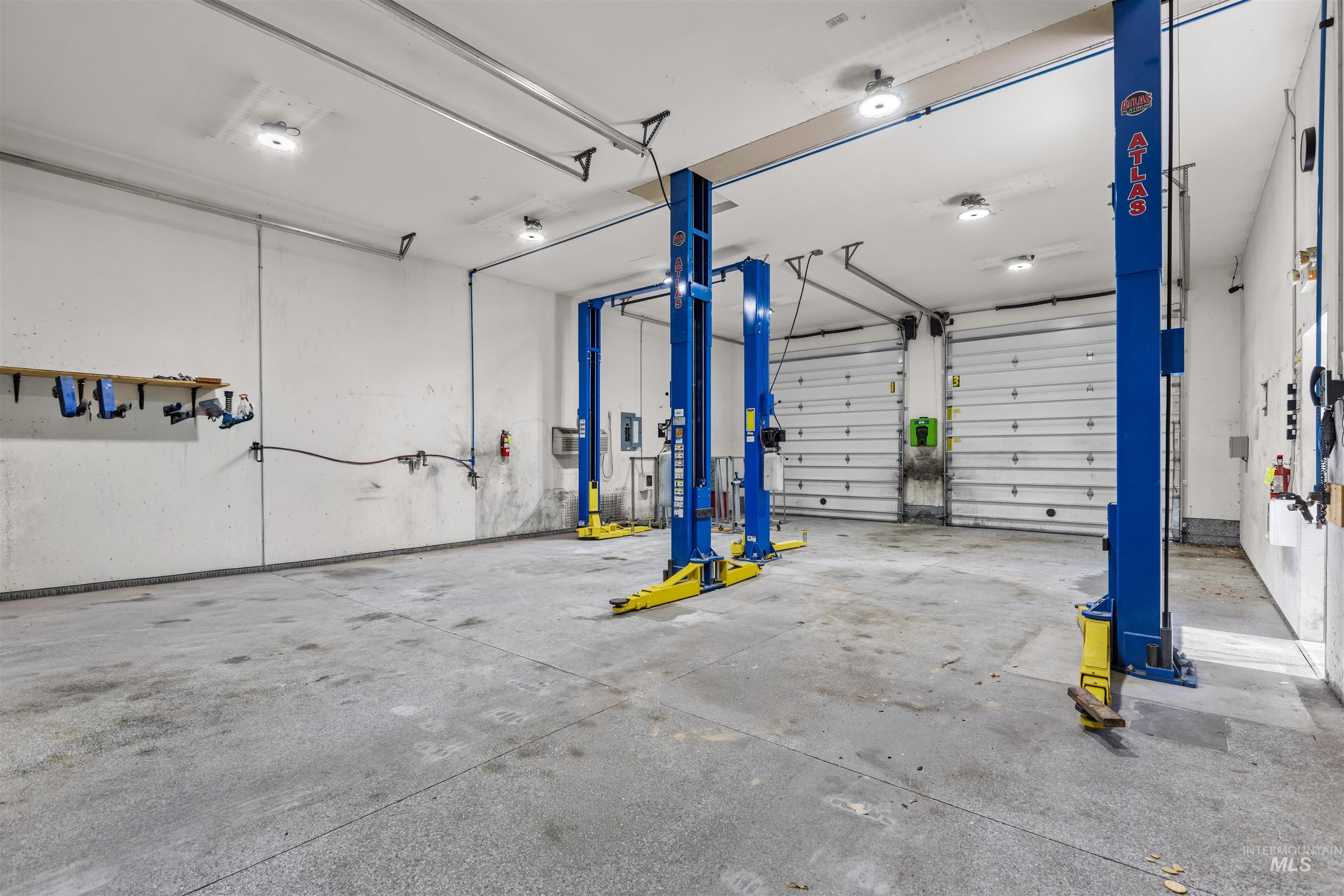 9640 W Fairview Ave, Boise, Idaho 83704, 6 Rooms, Business/Commercial For Sale, Price $4,890,000,MLS 98988638