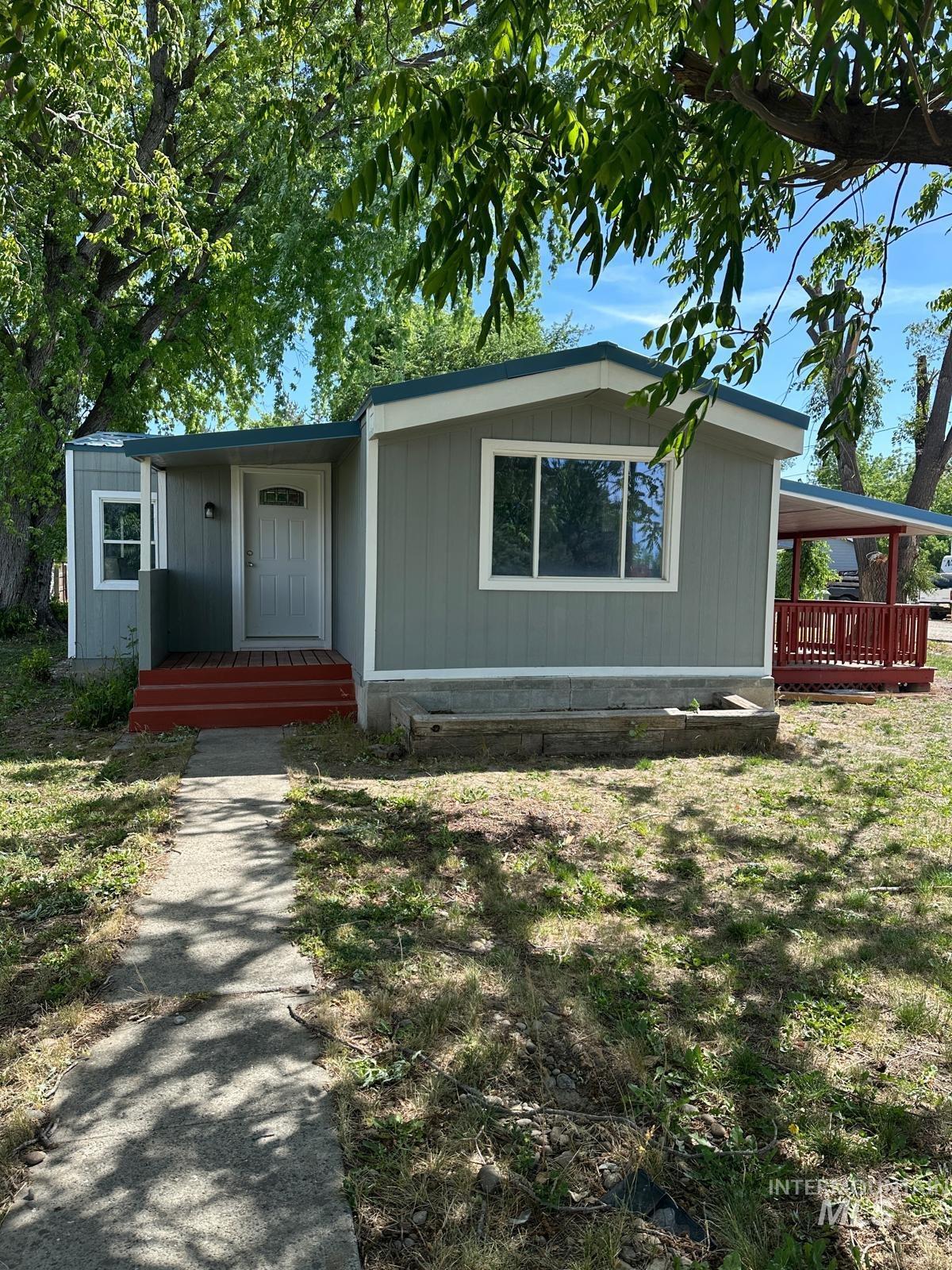307 W Canal St, New Plymouth, Idaho 83655, 4 Bedrooms, 1.5 Bathrooms, Residential For Sale, Price $269,900, 98988641
