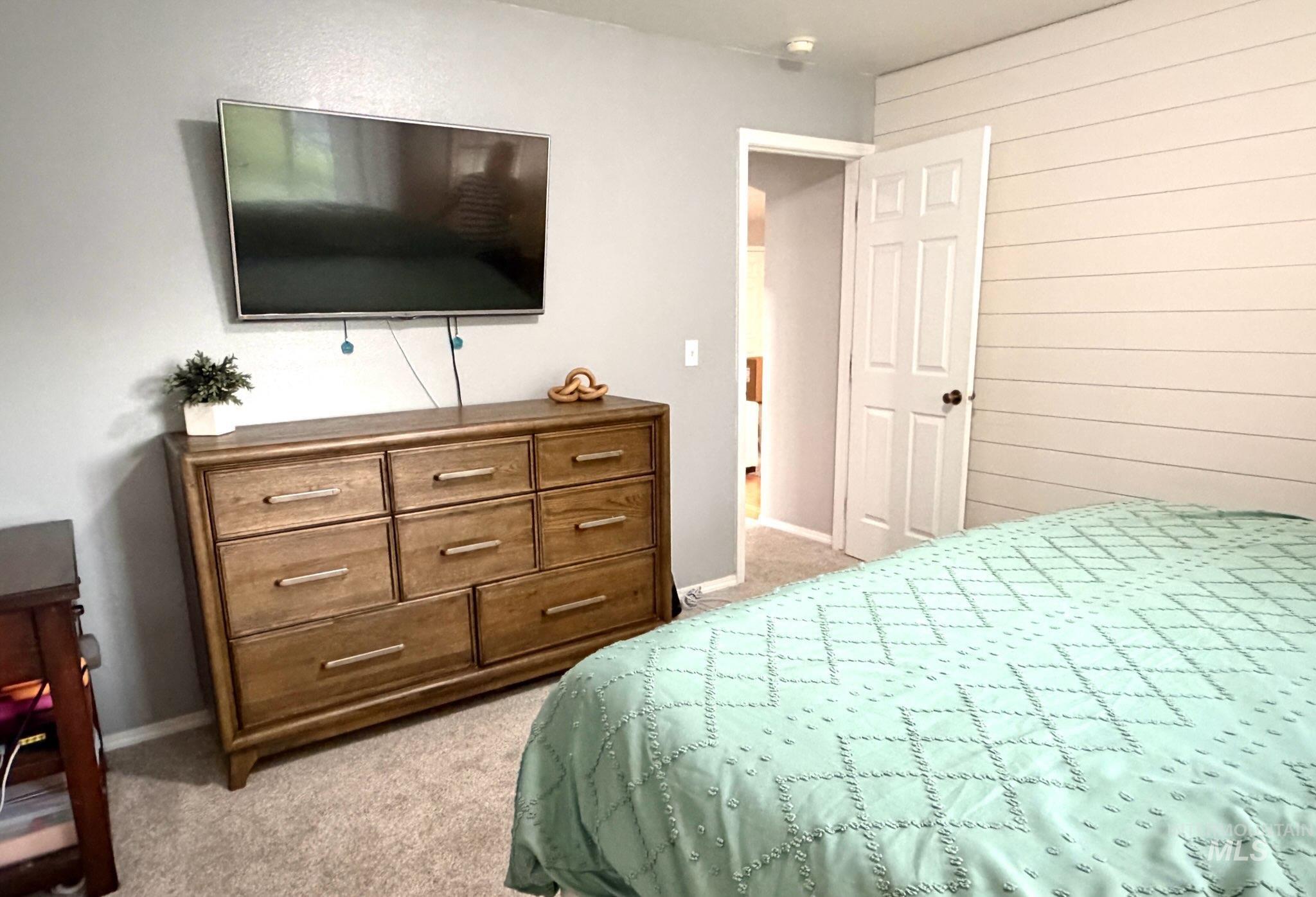 16630 N Liverpool Ln, Nampa, Idaho 83687, 3 Bedrooms, 2 Bathrooms, Residential For Sale, Price $370,000, 98988643
