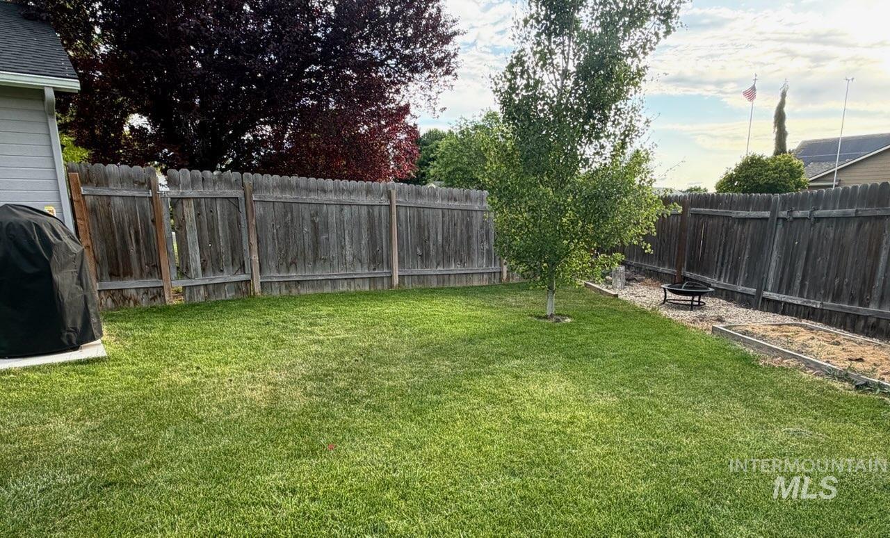 16630 N Liverpool Ln, Nampa, Idaho 83687, 3 Bedrooms, 2 Bathrooms, Residential For Sale, Price $370,000, 98988643