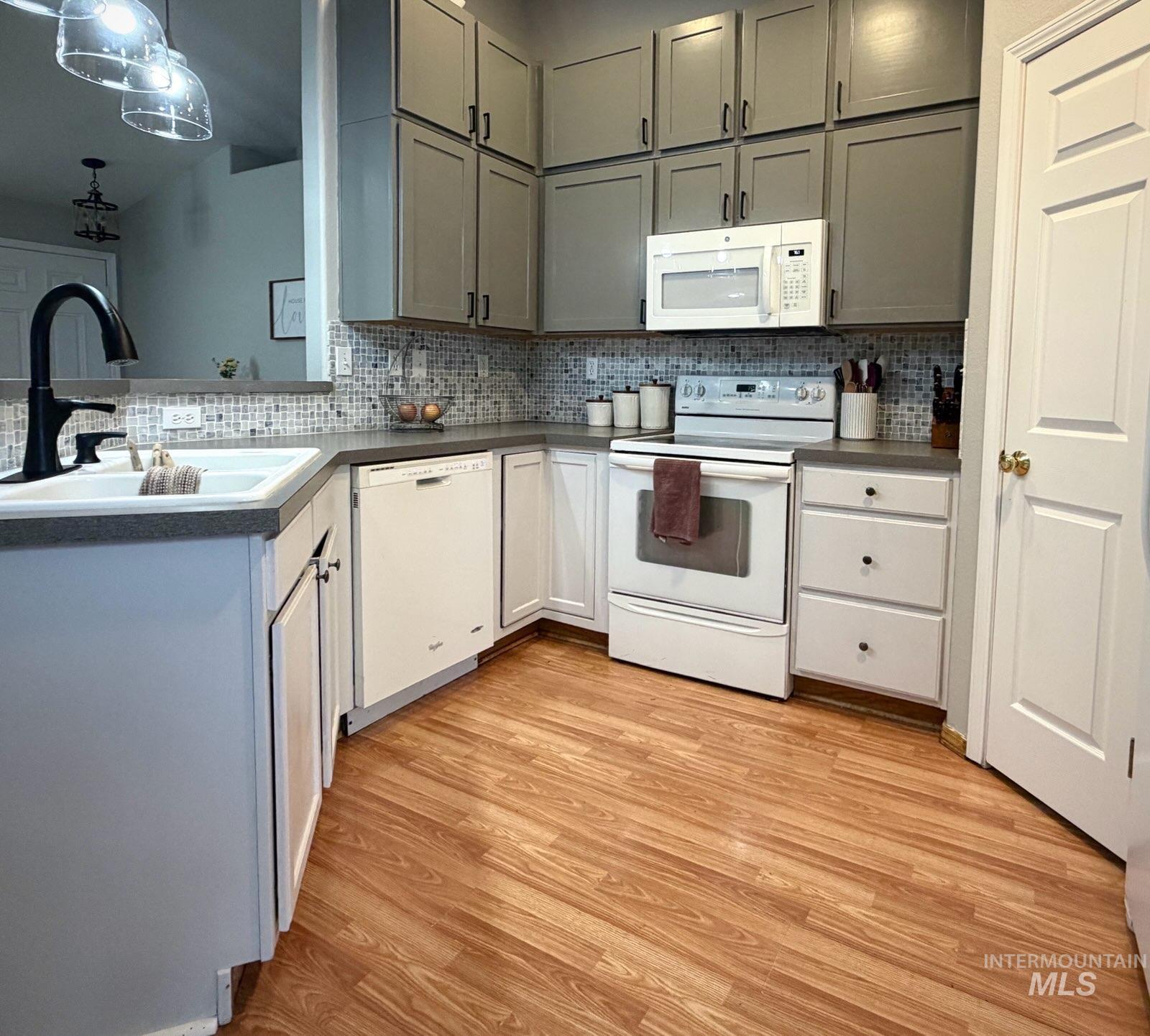 16630 N Liverpool Ln, Nampa, Idaho 83687, 3 Bedrooms, 2 Bathrooms, Residential For Sale, Price $370,000, 98988643