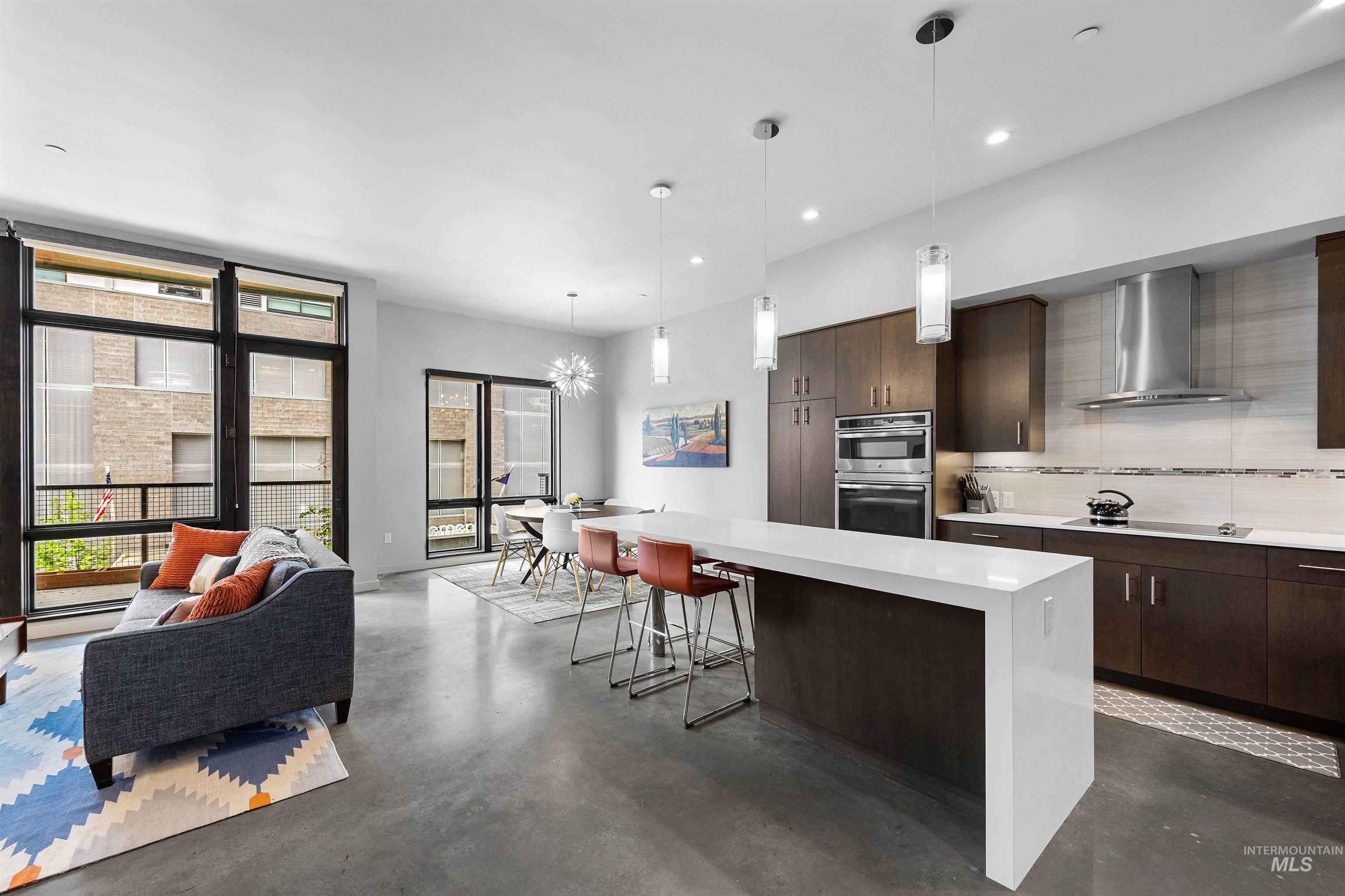119 S 10th Street, Boise, Idaho 83702, 2 Bedrooms, 2 Bathrooms, Residential For Sale, Price $735,000, 98988645