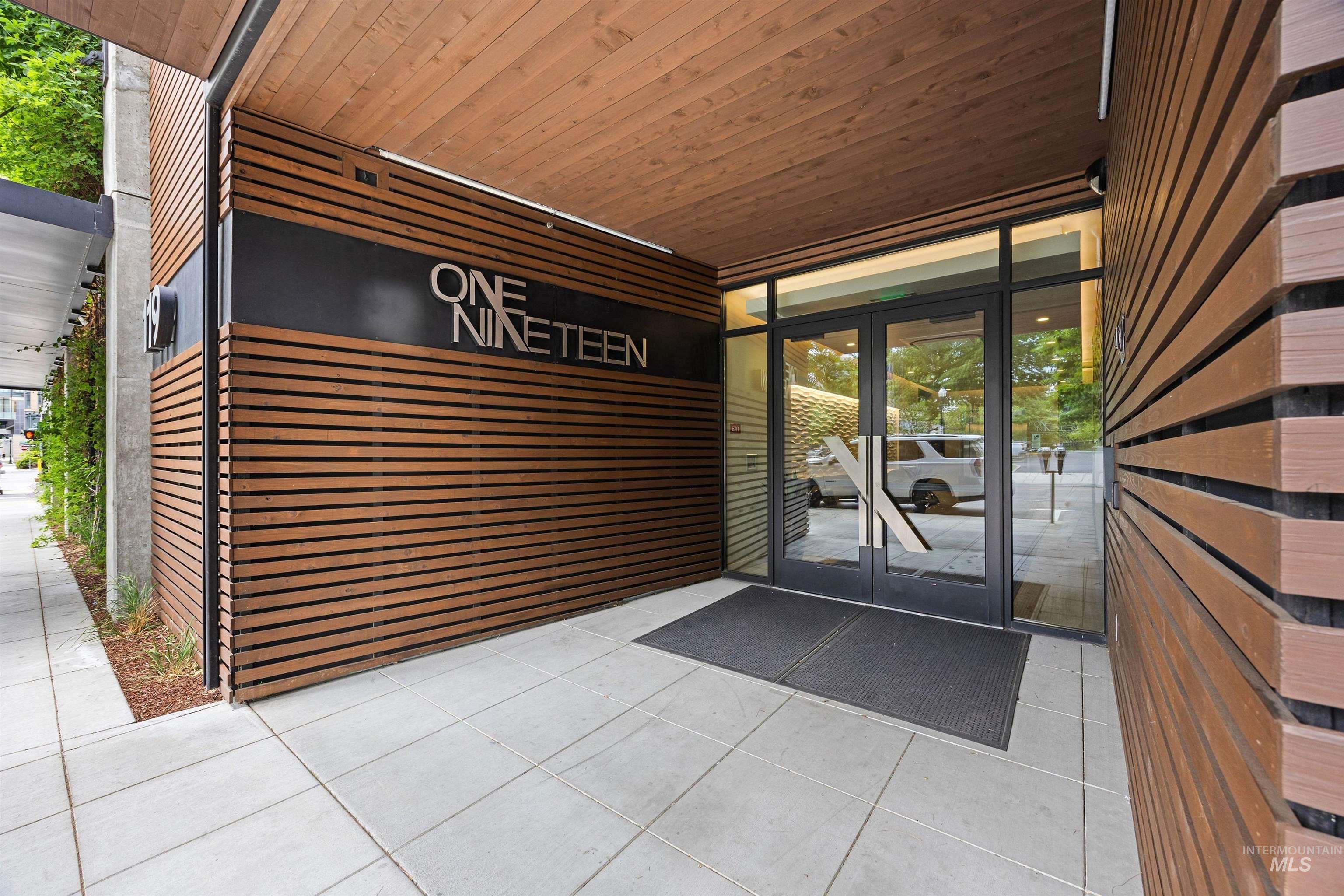 119 S 10th Street, Boise, Idaho 83702, 2 Bedrooms, 2 Bathrooms, Residential For Sale, Price $735,000, 98988645