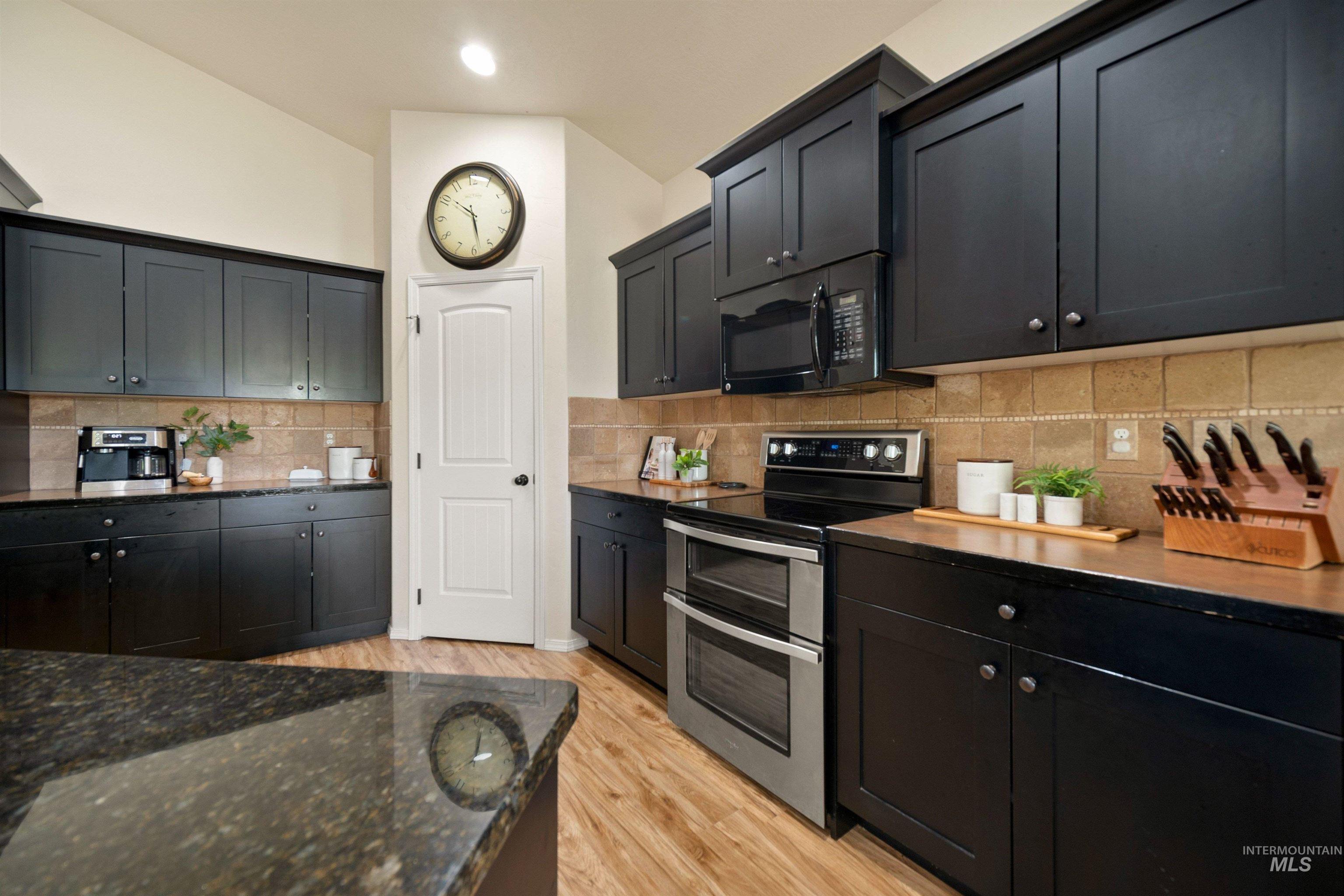 4589 S Denison Ave, Meridian, Idaho 83642, 4 Bedrooms, 2 Bathrooms, Residential For Sale, Price $550,000,MLS 98988647