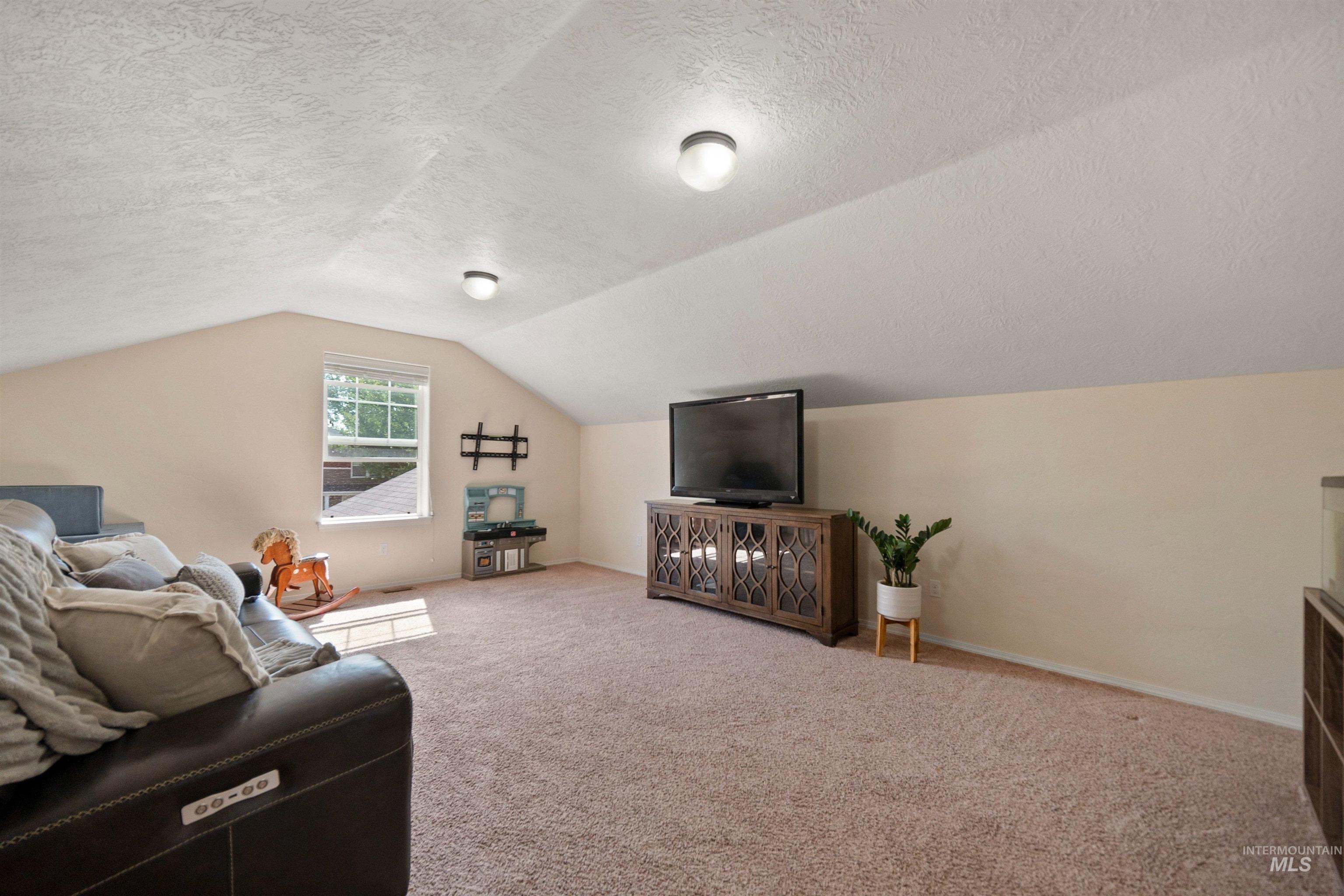4589 S Denison Ave, Meridian, Idaho 83642, 4 Bedrooms, 2 Bathrooms, Residential For Sale, Price $550,000,MLS 98988647