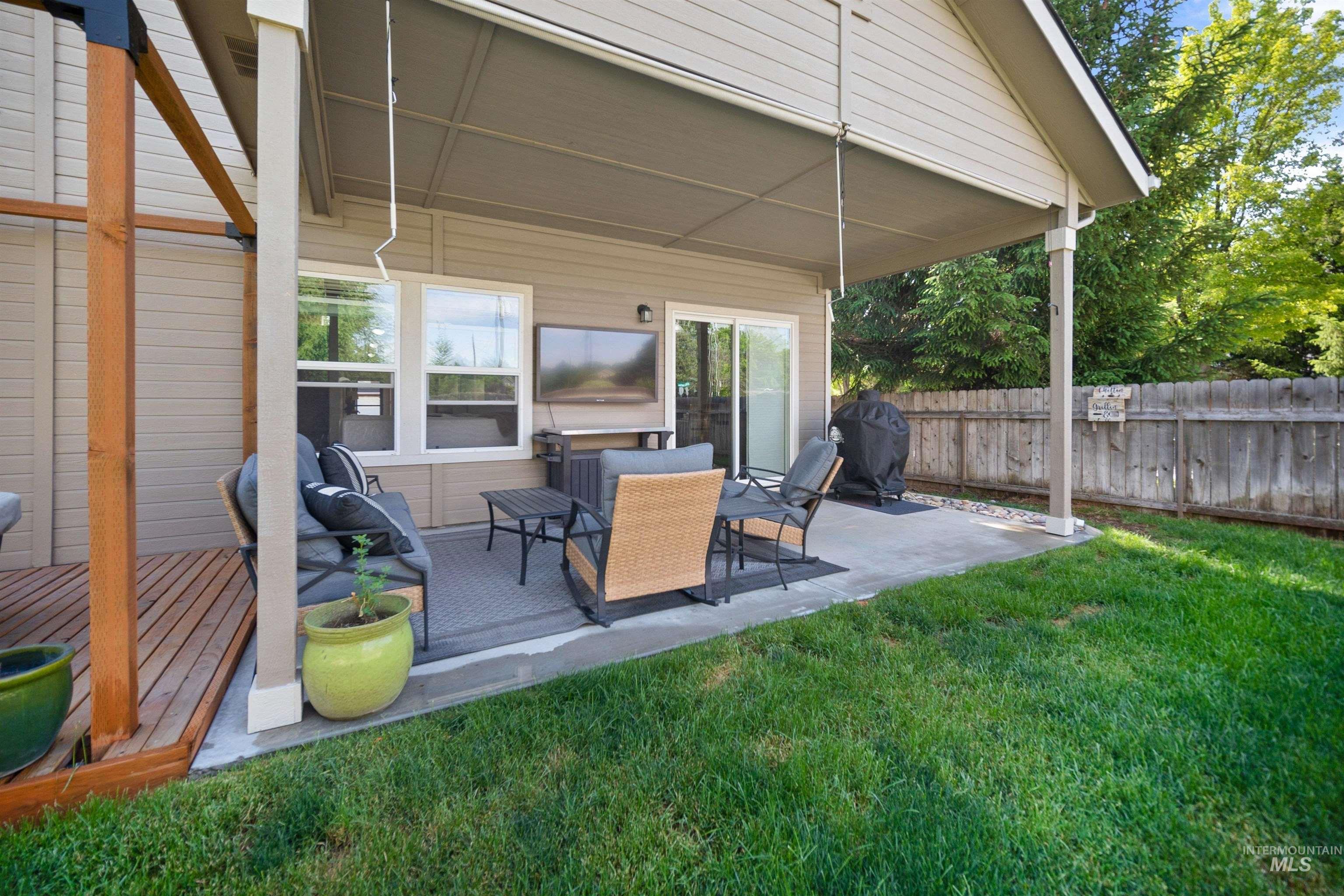 4589 S Denison Ave, Meridian, Idaho 83642, 4 Bedrooms, 2 Bathrooms, Residential For Sale, Price $550,000,MLS 98988647