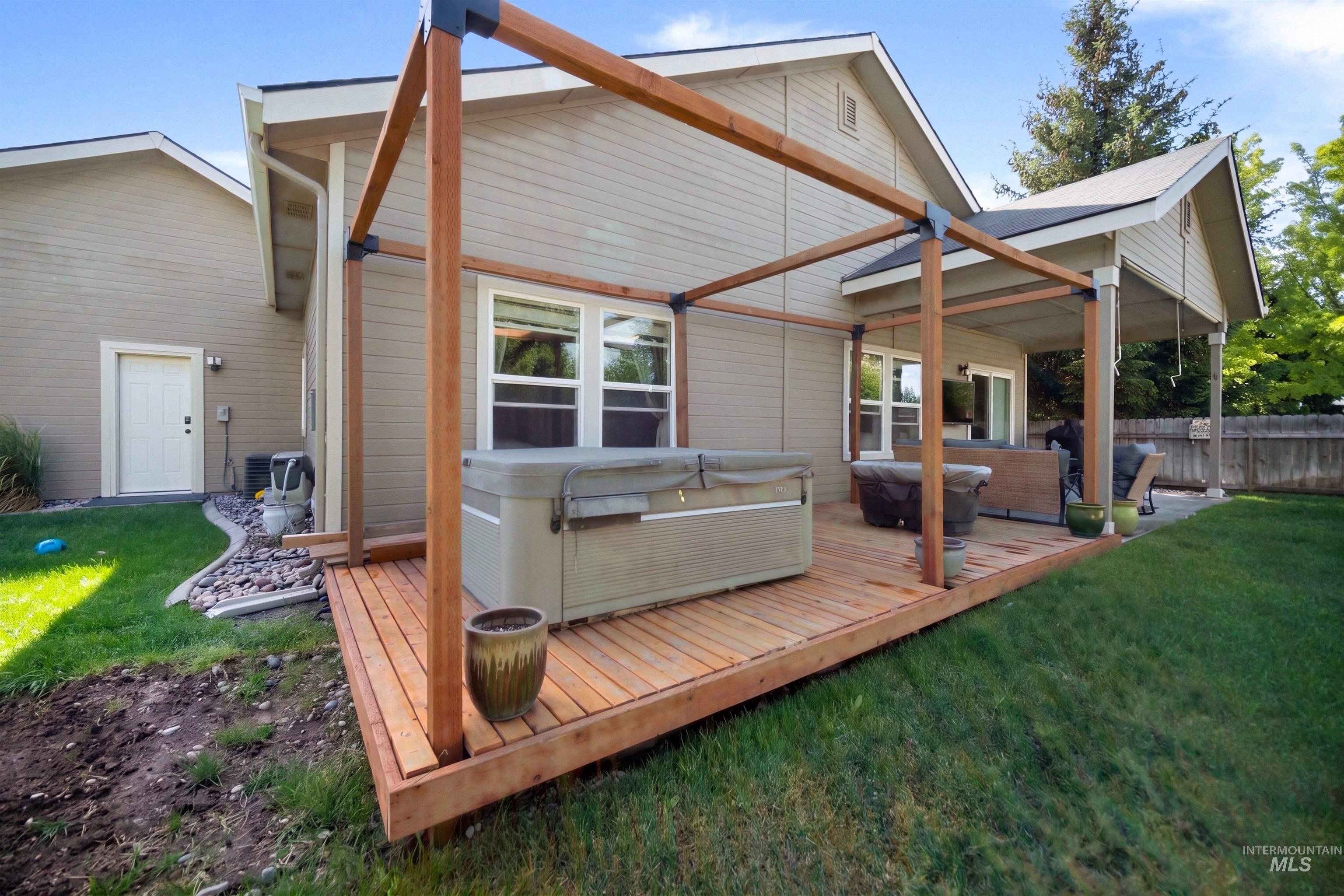 4589 S Denison Ave, Meridian, Idaho 83642, 4 Bedrooms, 2 Bathrooms, Residential For Sale, Price $550,000,MLS 98988647