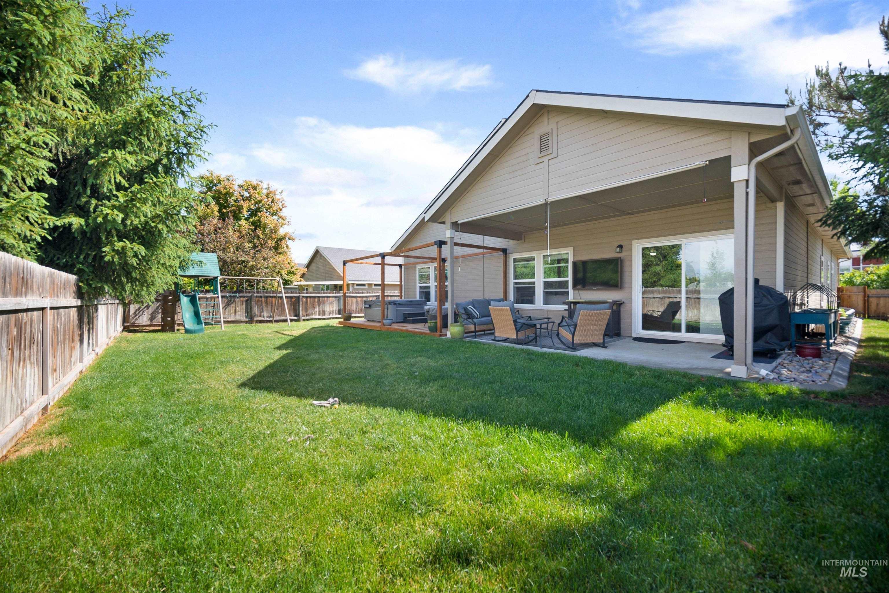 4589 S Denison Ave, Meridian, Idaho 83642, 4 Bedrooms, 2 Bathrooms, Residential For Sale, Price $550,000,MLS 98988647