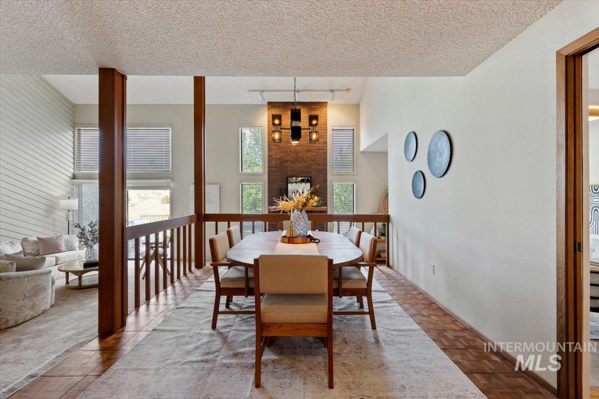 936 E Curling Dr, Boise, Idaho 83702, 3 Bedrooms, 2.5 Bathrooms, Residential For Sale, Price $799,001,MLS 98988648