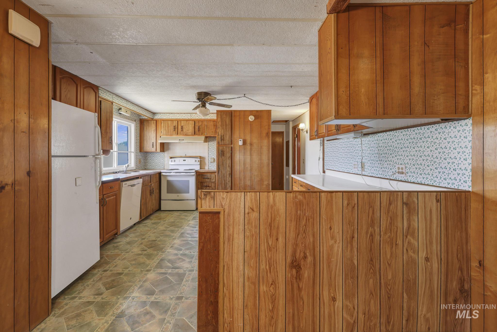 731 W Polk St., Kimberly, Idaho 83341-5102, 2 Bedrooms, 2 Bathrooms, Residential For Sale, Price $350,000,MLS 98988655