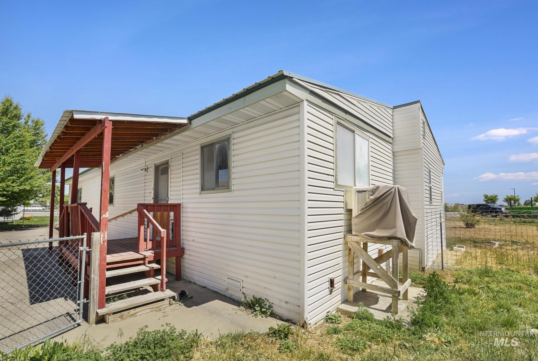 731 W Polk St., Kimberly, Idaho 83341-5102, 2 Bedrooms, 2 Bathrooms, Residential For Sale, Price $350,000,MLS 98988655