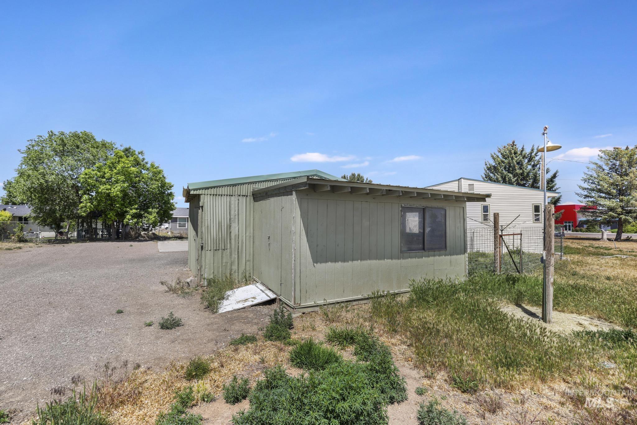 731 W Polk St., Kimberly, Idaho 83341-5102, 2 Bedrooms, 2 Bathrooms, Residential For Sale, Price $350,000,MLS 98988655
