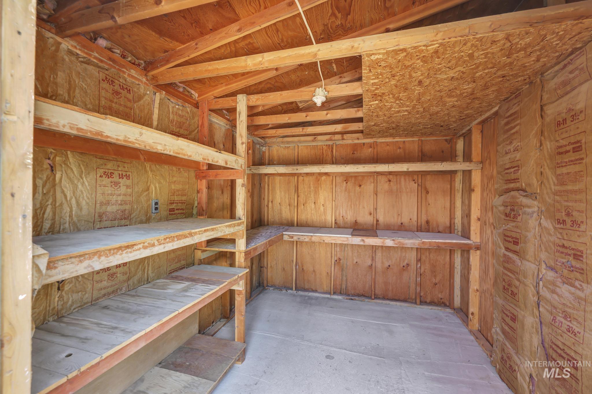 731 W Polk St., Kimberly, Idaho 83341-5102, 2 Bedrooms, 2 Bathrooms, Residential For Sale, Price $350,000,MLS 98988655