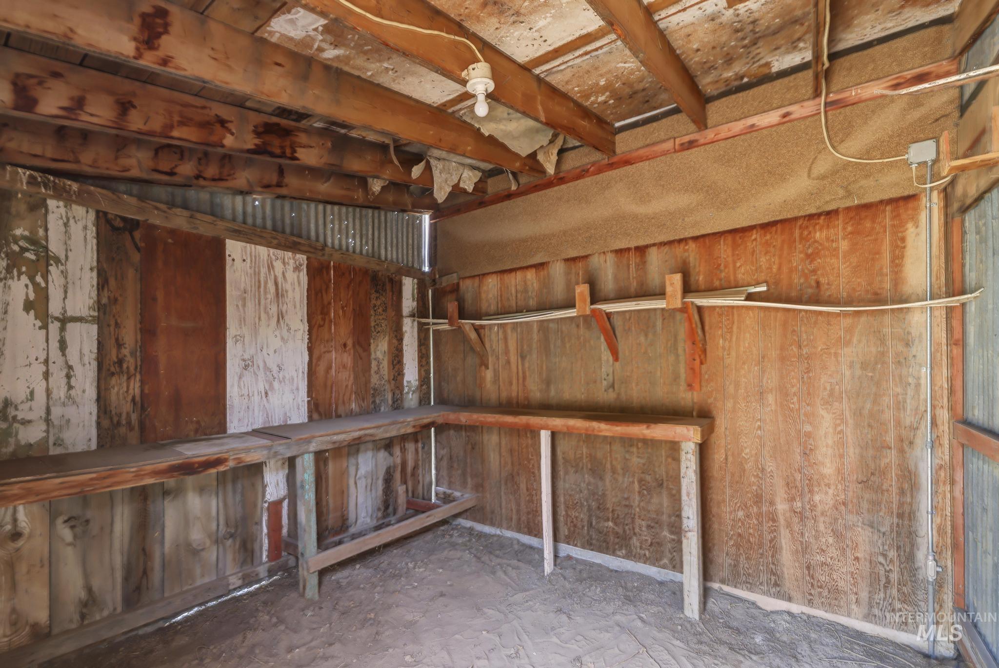 731 W Polk St., Kimberly, Idaho 83341-5102, 2 Bedrooms, 2 Bathrooms, Residential For Sale, Price $350,000,MLS 98988655
