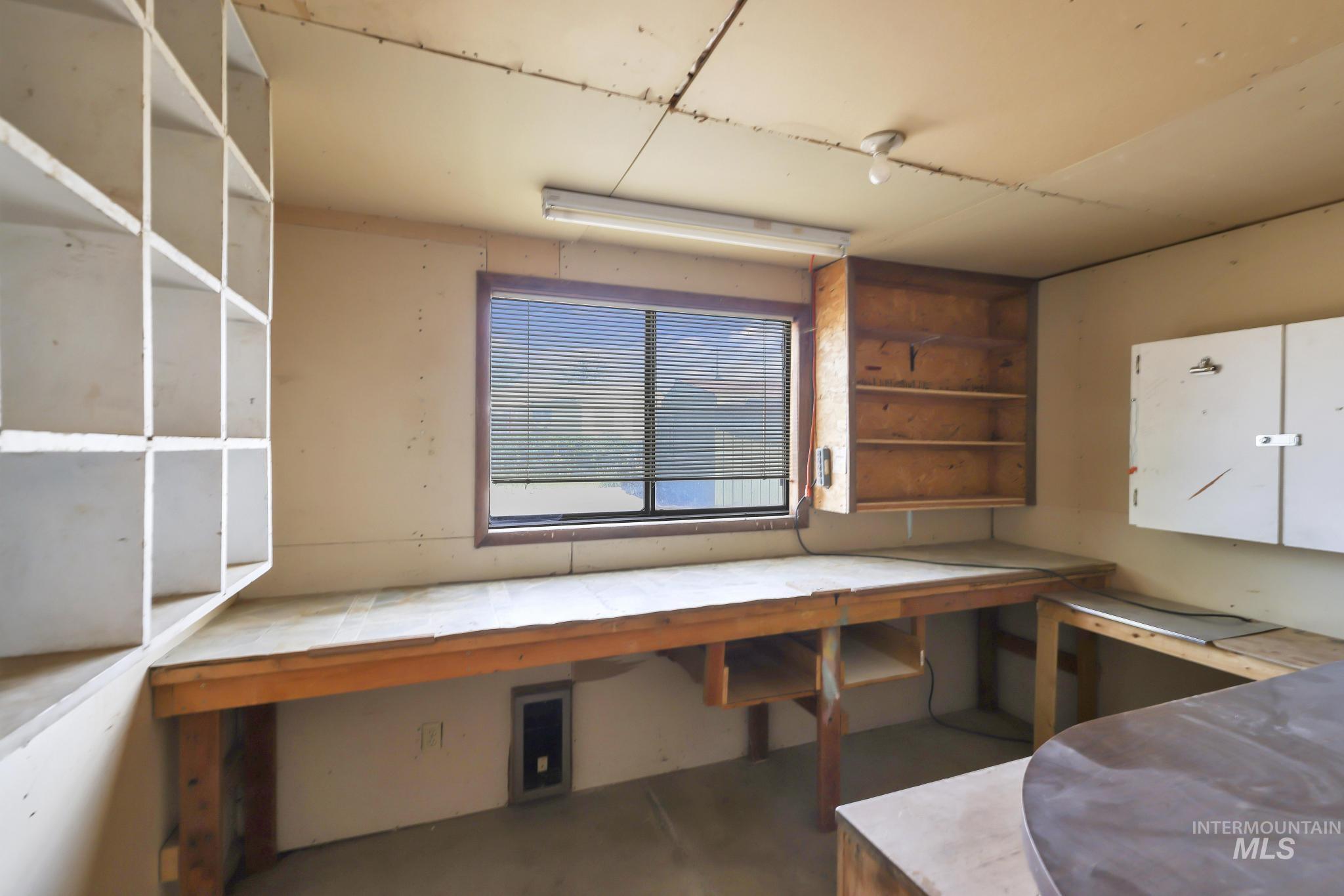 731 W Polk St., Kimberly, Idaho 83341-5102, 2 Bedrooms, 2 Bathrooms, Residential For Sale, Price $350,000,MLS 98988655