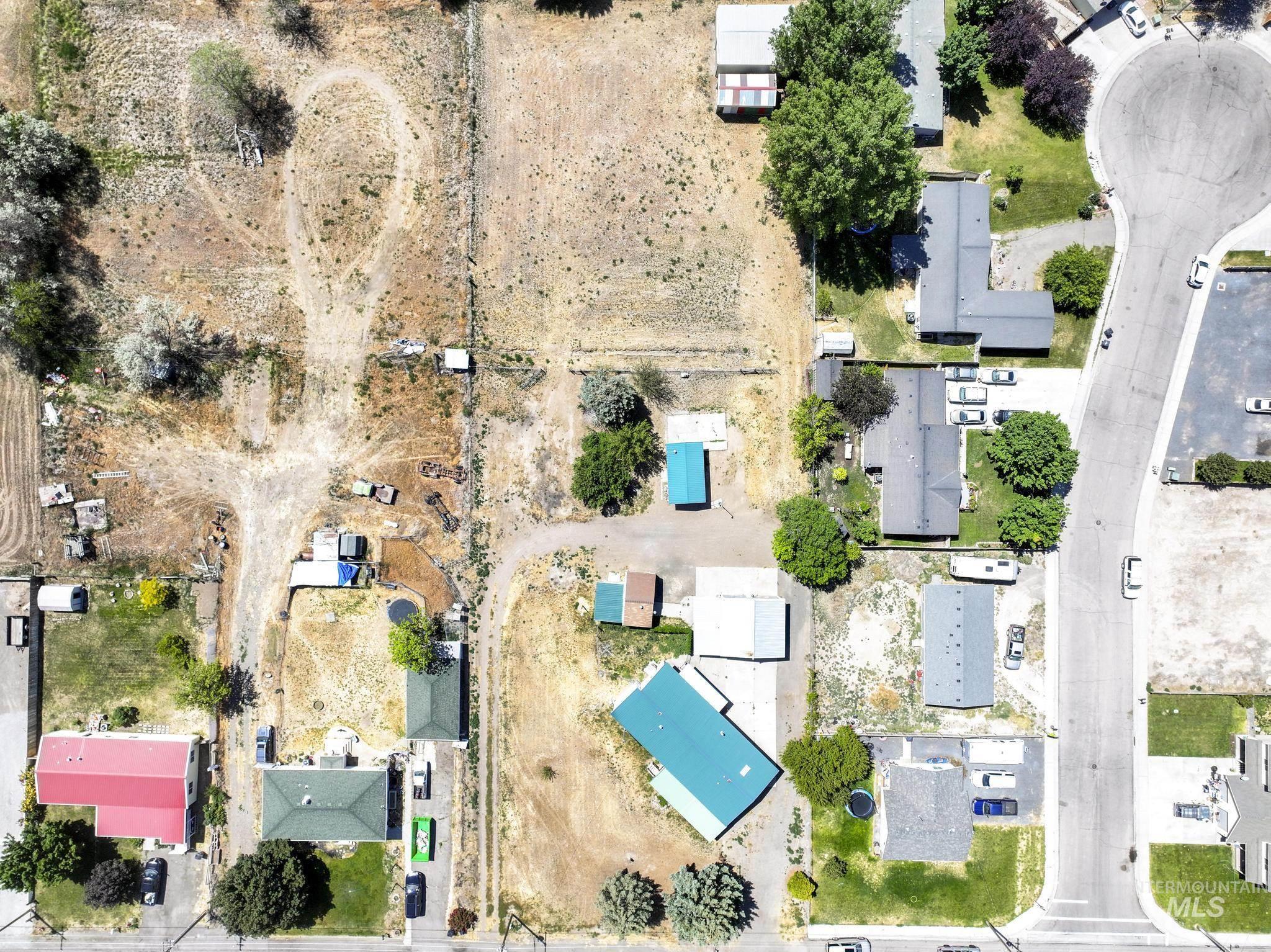 731 W Polk St., Kimberly, Idaho 83341-5102, 2 Bedrooms, 2 Bathrooms, Residential For Sale, Price $350,000,MLS 98988655