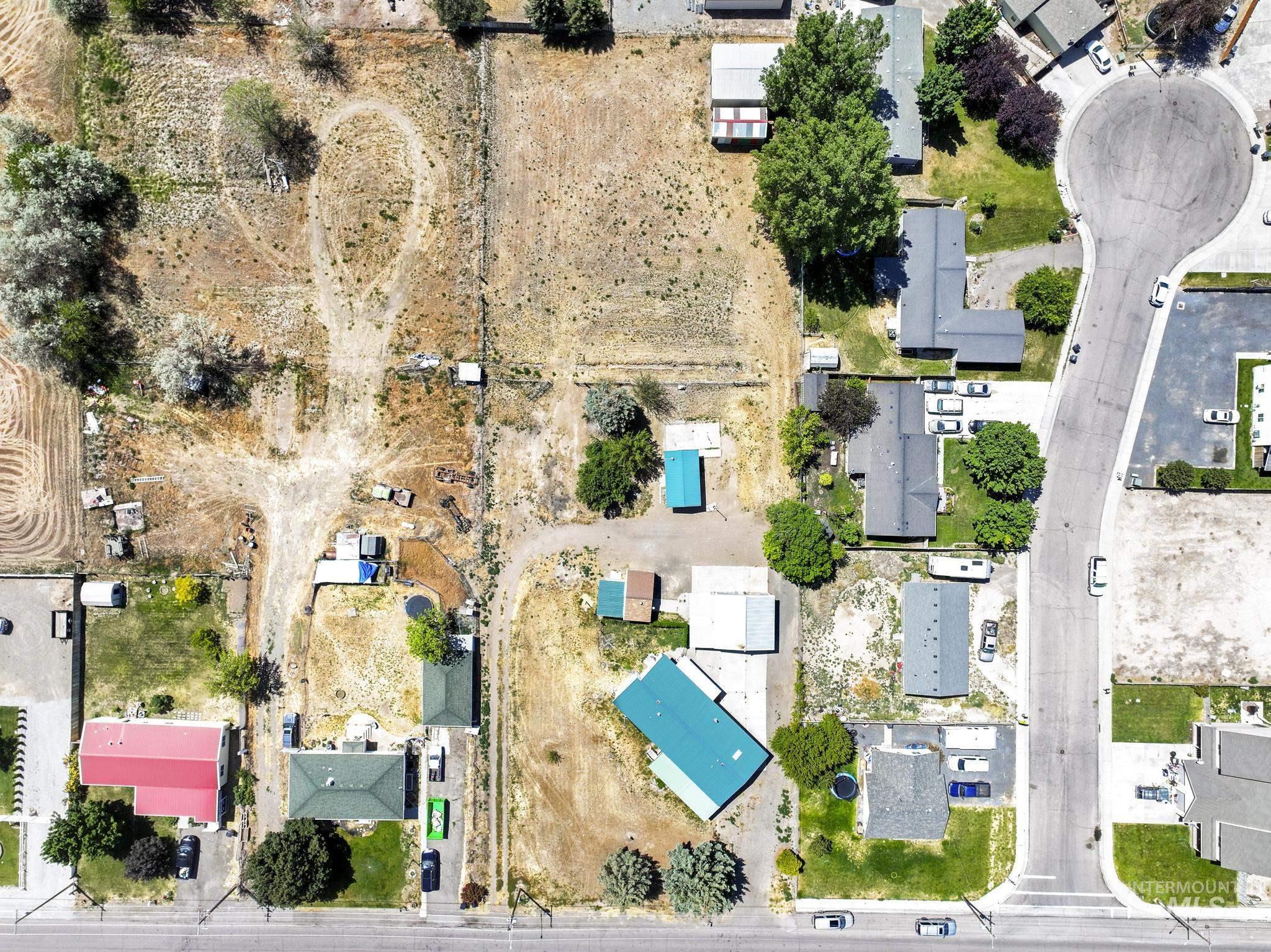 731 W Polk St., Kimberly, Idaho 83341-5102, 2 Bedrooms, 2 Bathrooms, Residential For Sale, Price $350,000,MLS 98988655
