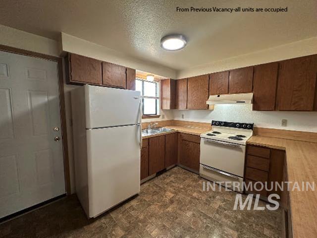 6601 W Douglas, Boise, Idaho 83704, 2 Bedrooms, 1.5 Bathrooms, Residential Income For Sale, Price $895,000,MLS 98988657