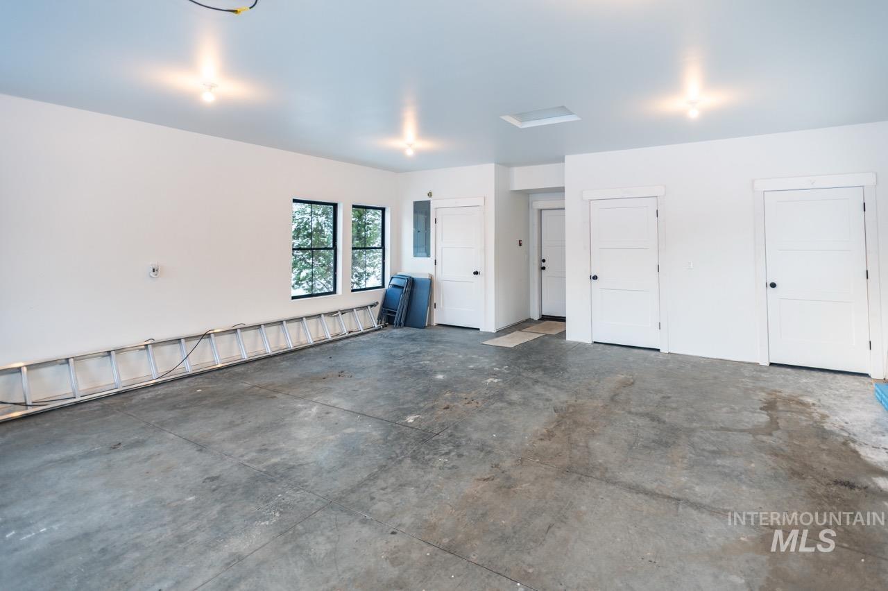 1047 Kaitlyn Loop, McCall, Idaho 83638, 4 Bedrooms, 4.5 Bathrooms, Residential For Sale, Price $1,250,000,MLS 98988669