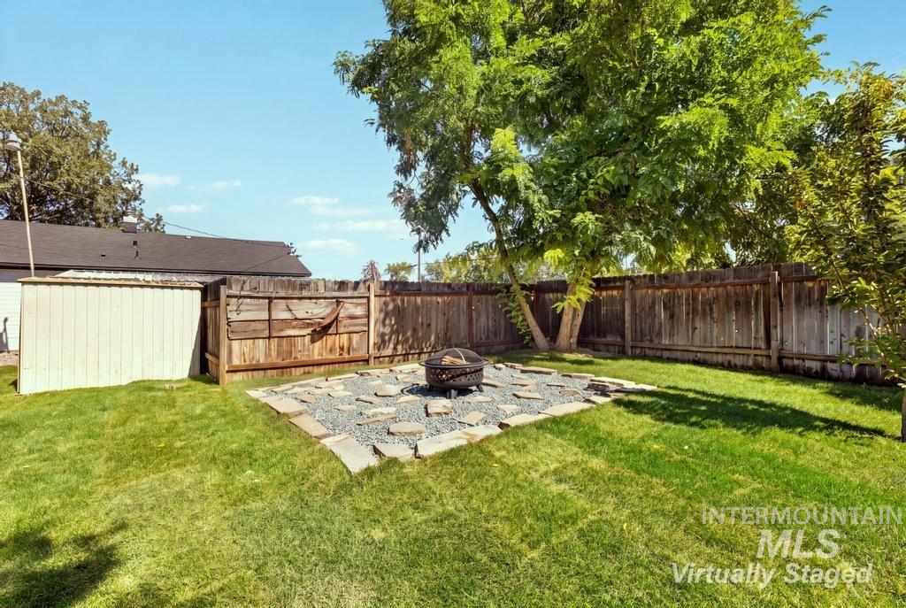 1898 Sigrid Ave, Twin Falls, Idaho 83301, 4 Bedrooms, 2 Bathrooms, Residential For Sale, Price $344,000,MLS 98988673