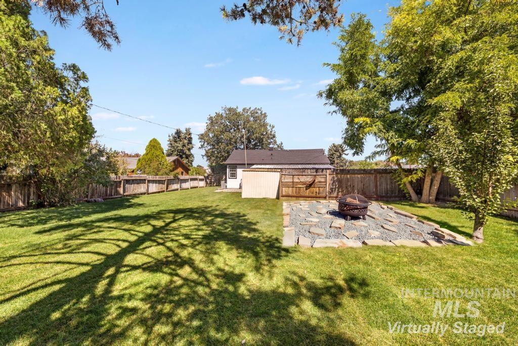 1898 Sigrid Ave, Twin Falls, Idaho 83301, 4 Bedrooms, 2 Bathrooms, Residential For Sale, Price $344,000,MLS 98988673