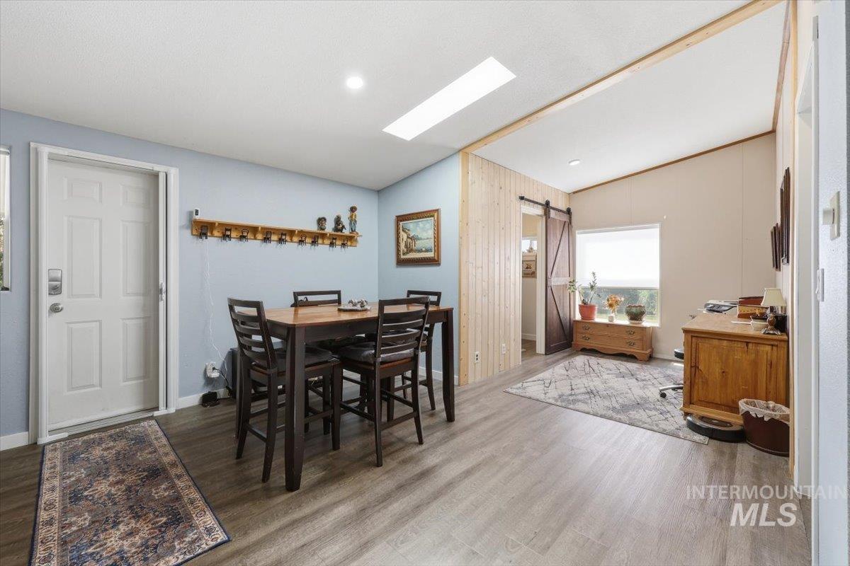 10762 N River Road, Payette, Idaho 83661, 2 Bedrooms, 2 Bathrooms, Residential For Sale, Price $469,000,MLS 98988681