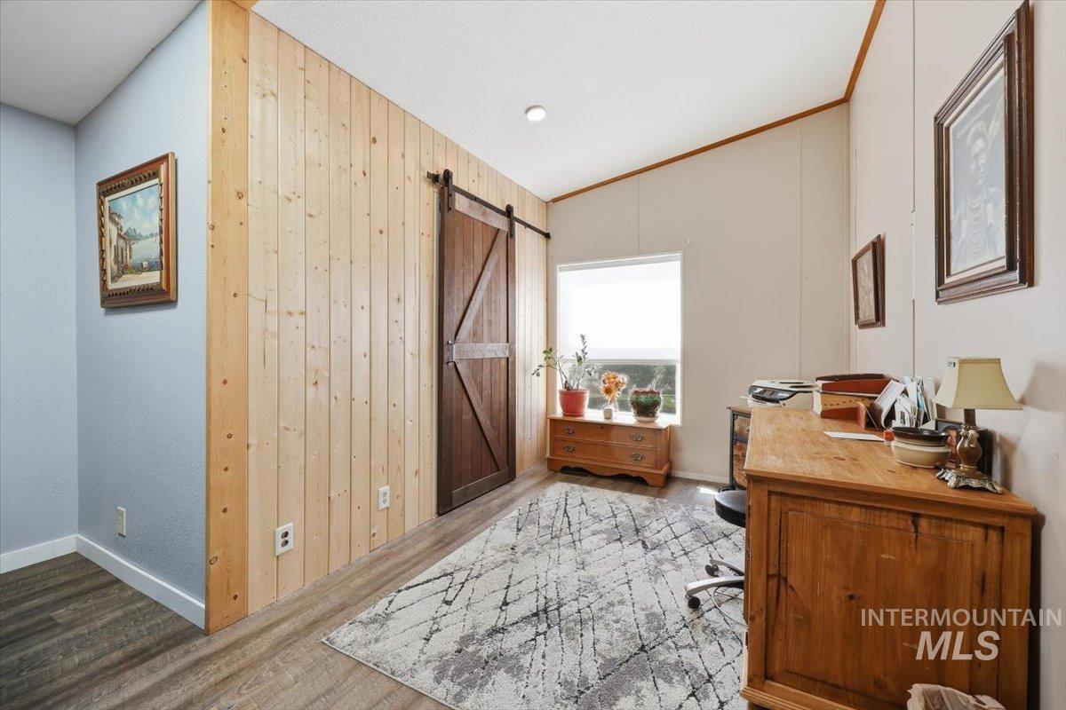 10762 N River Road, Payette, Idaho 83661, 2 Bedrooms, 2 Bathrooms, Residential For Sale, Price $469,000,MLS 98988681