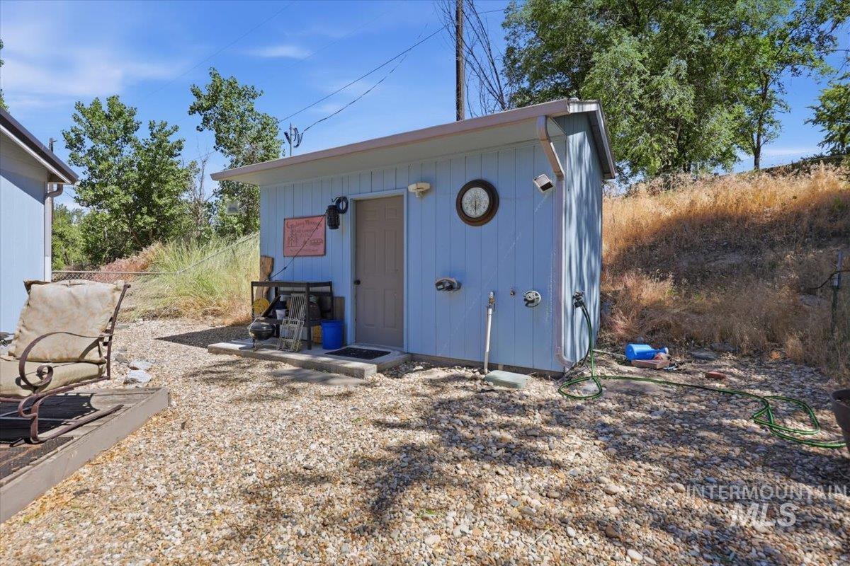 10762 N River Road, Payette, Idaho 83661, 2 Bedrooms, 2 Bathrooms, Residential For Sale, Price $469,000,MLS 98988681