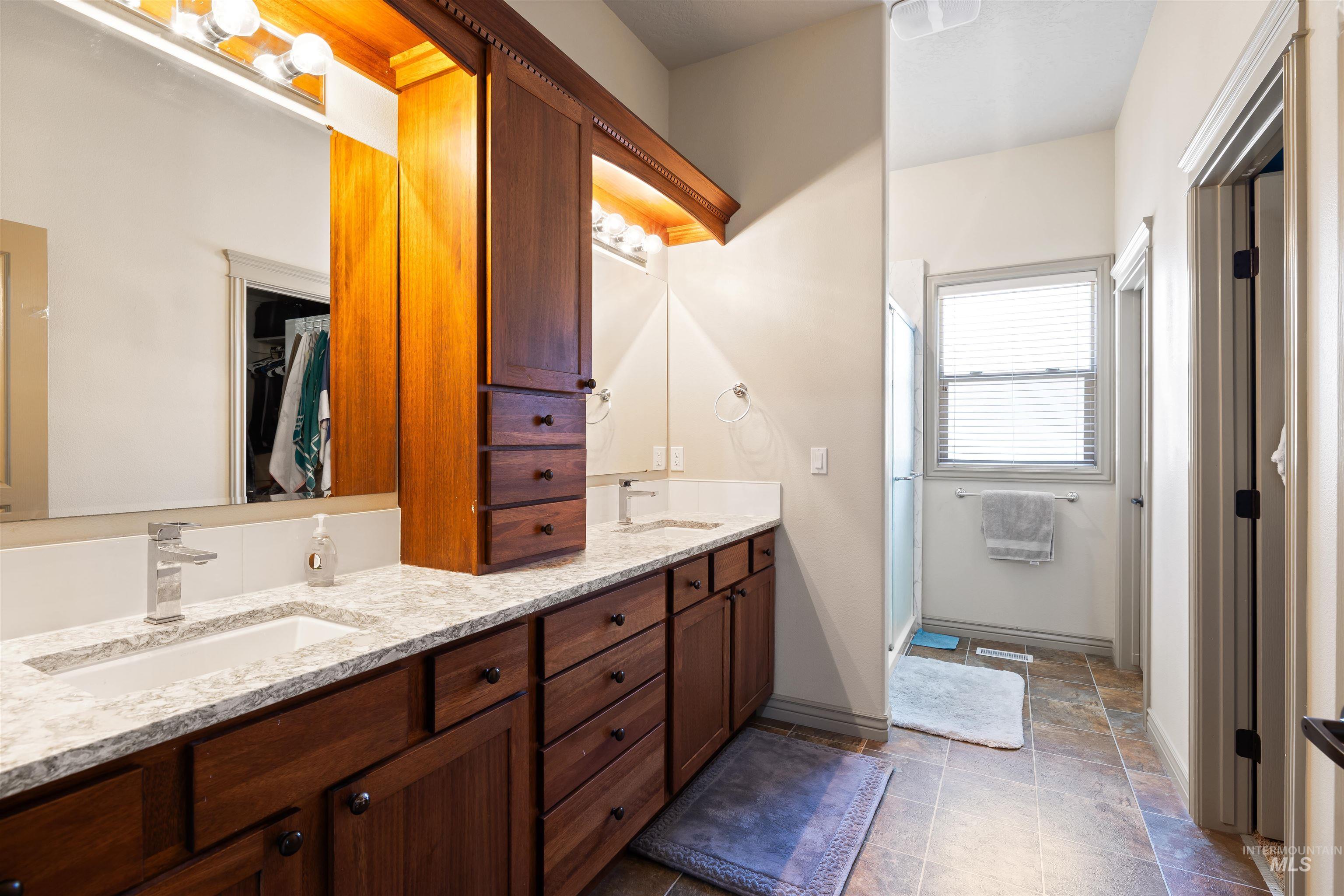 1849 E Horse Creek Ct, Meridian, Idaho 83642, 3 Bedrooms, 2 Bathrooms, Residential For Sale, Price $409,900,MLS 98988682