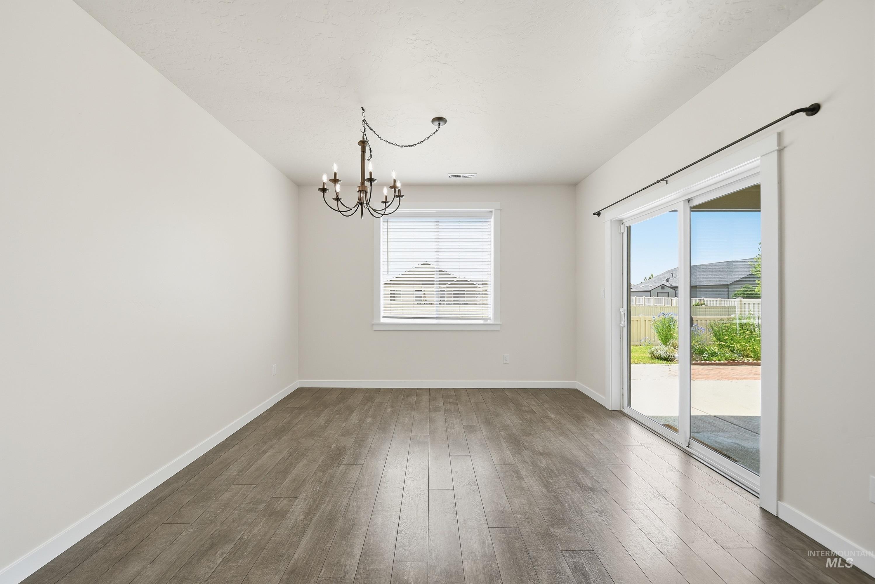 6125 W Mattawa Dr, Meridian, Idaho 83646, 4 Bedrooms, 3 Bathrooms, Residential For Sale, Price $565,000,MLS 98988683