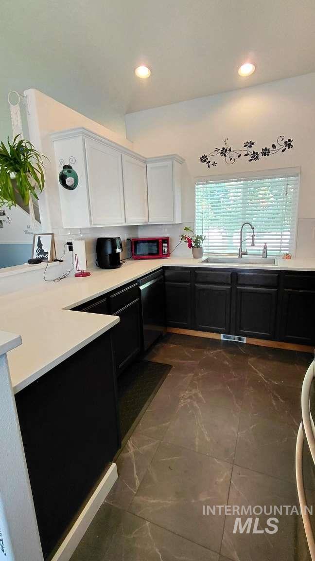 18460 Avalon Place, Nampa, Idaho 83687, 3 Bedrooms, 2 Bathrooms, Residential For Sale, Price $375,000,MLS 98988684